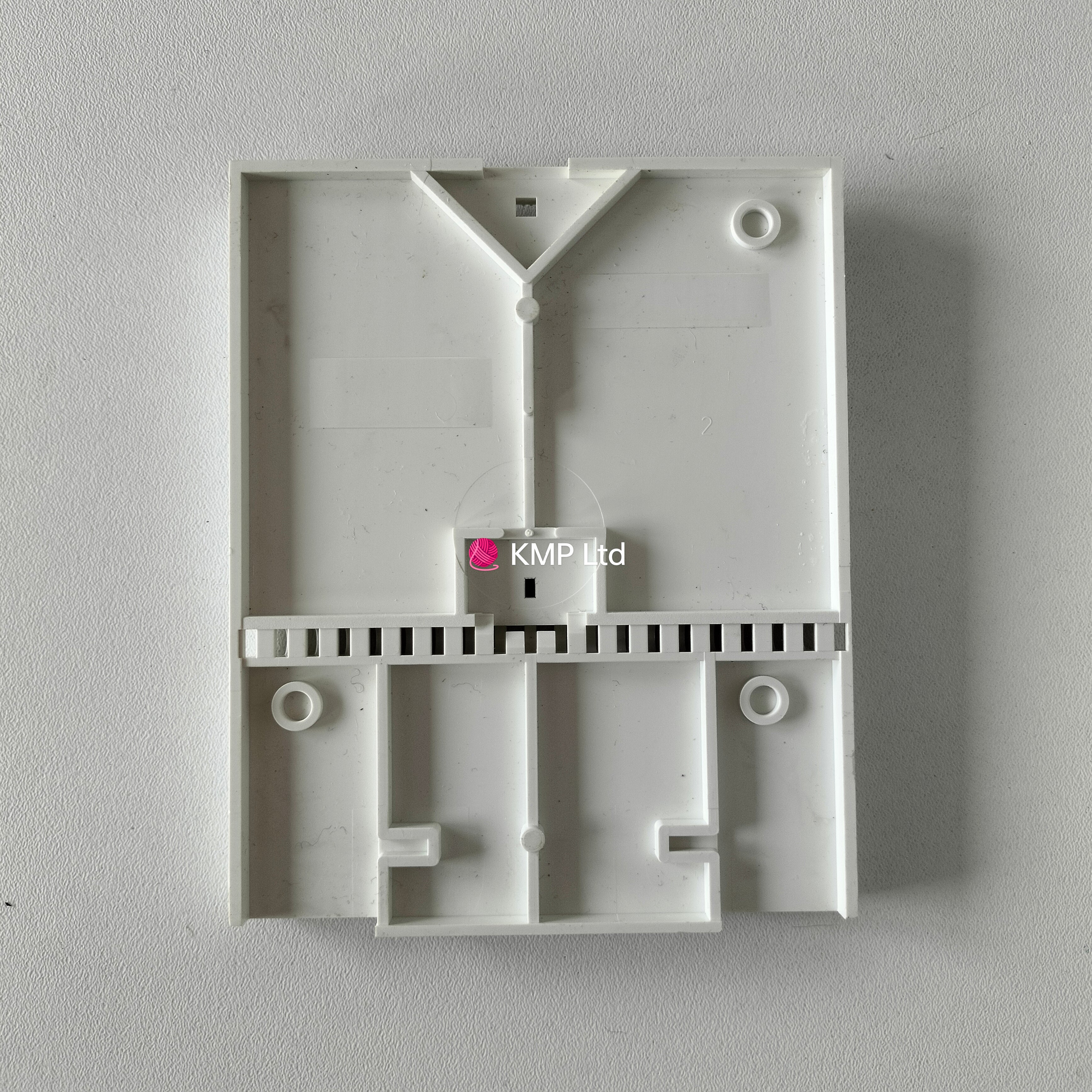 PASSAP E6000 Electronic Knitting Machine Front Needle Bed CHANNEL PLATE x1