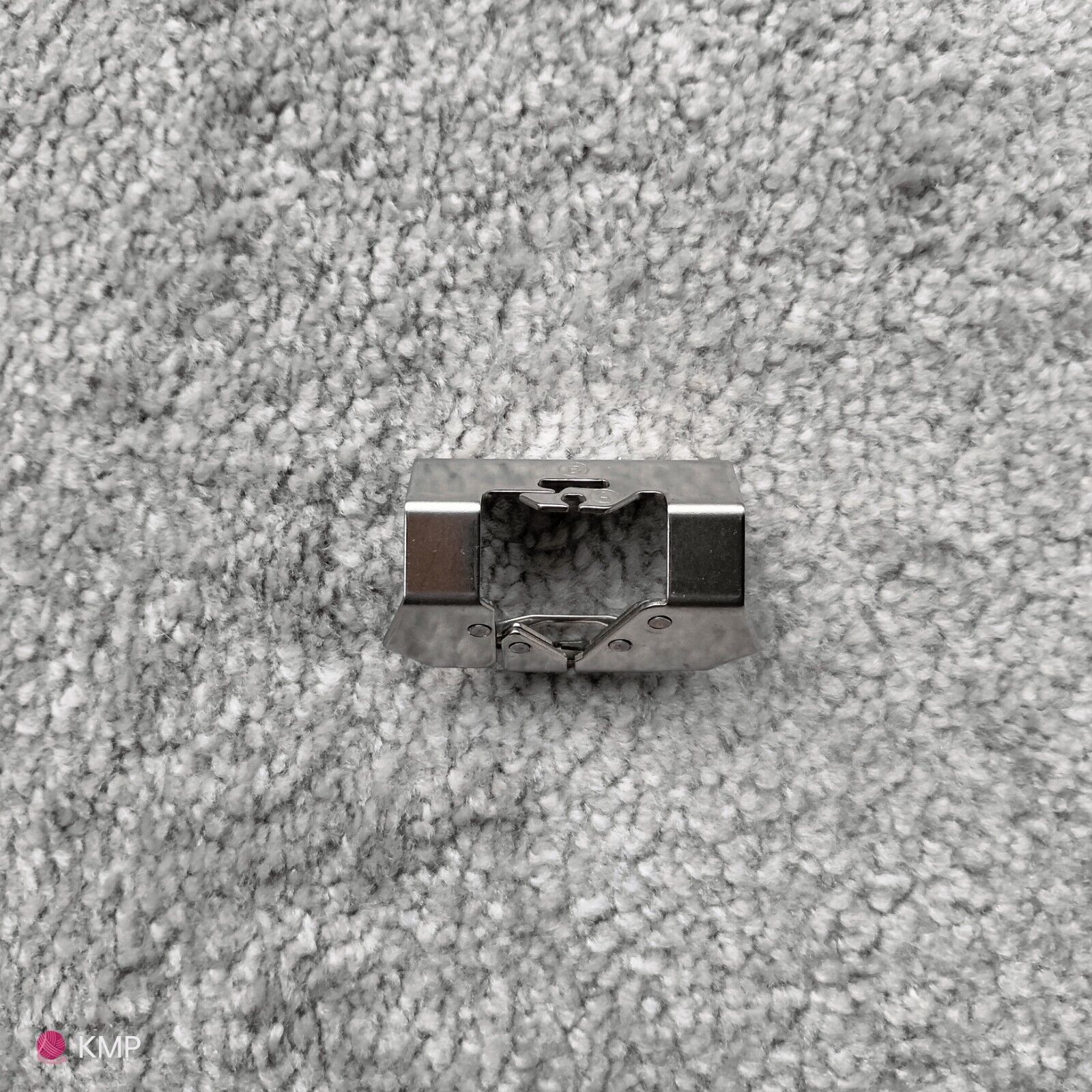 Knitmaster SRP 60N Ribber PLAITING YARN FEEDER.