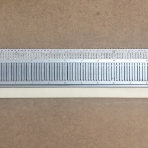 Brother KR-850 Ribber NEEDLE BED needle bed only