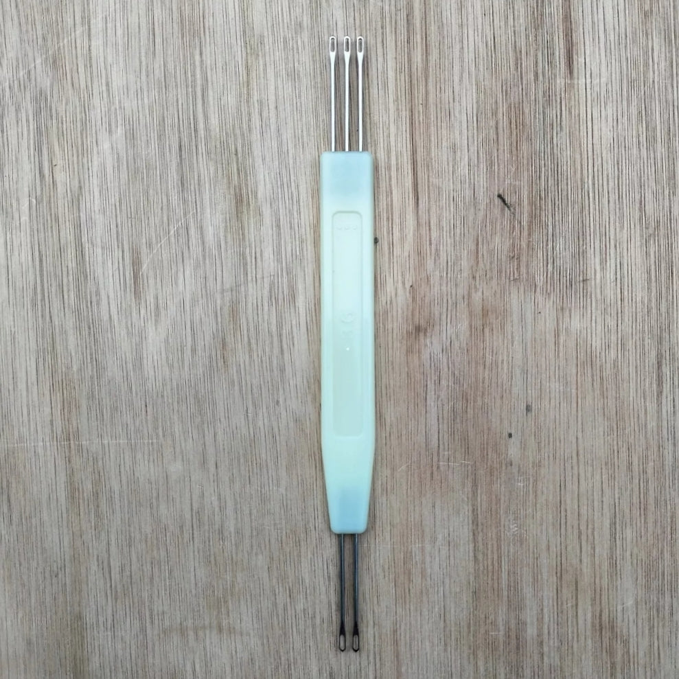 Knitmaster F-370/270 STITCH TRANSFER TOOLS Secondary image