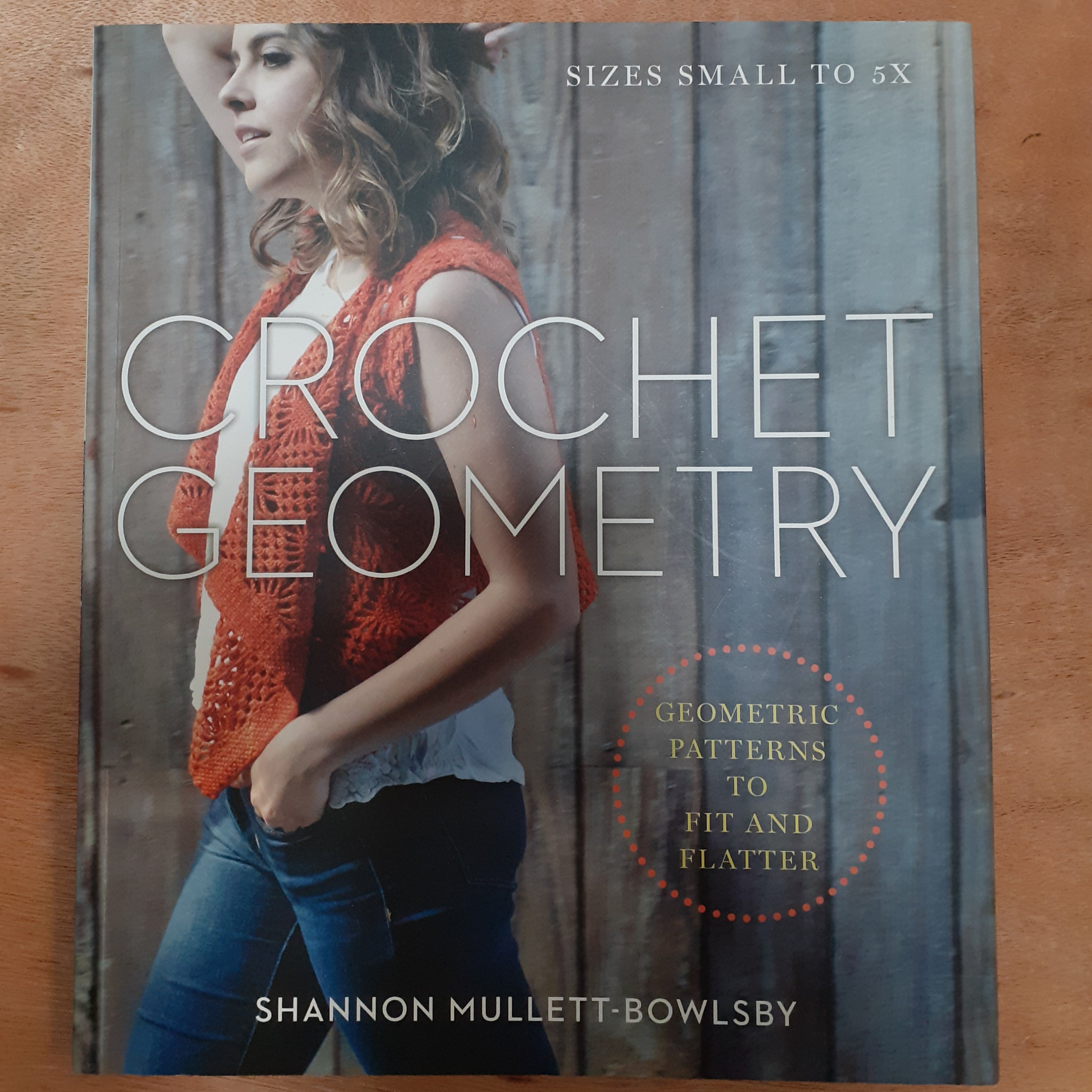 CROCHET GEOMETRY By Shannon Mullett-Bowlsby Main image