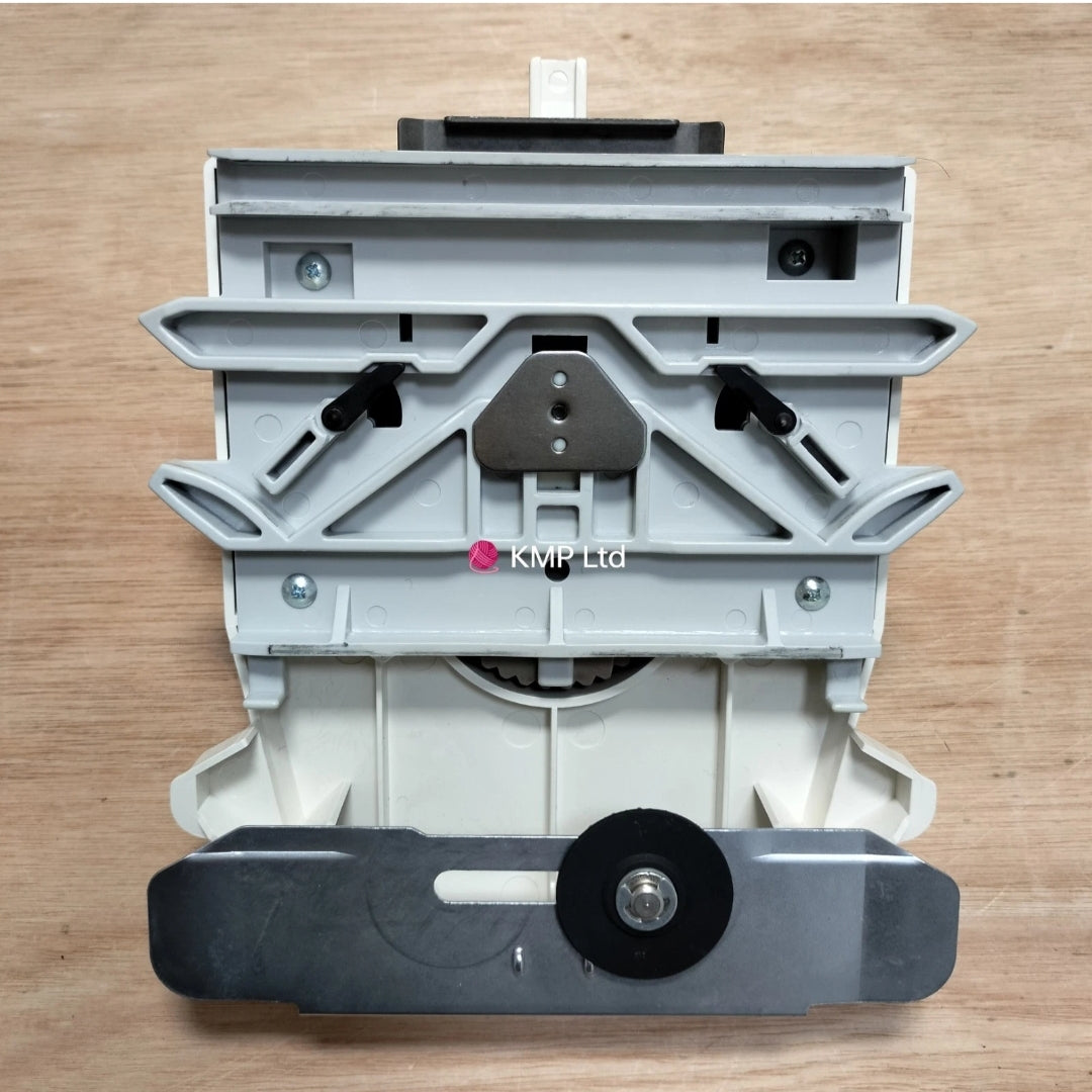 Brother KA-8210 INTARSIA CARRIAGE Secondary image