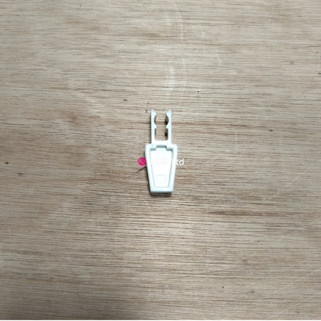 Brother KA-8210 Intarsia Carriage TRIPPERS Secondary image