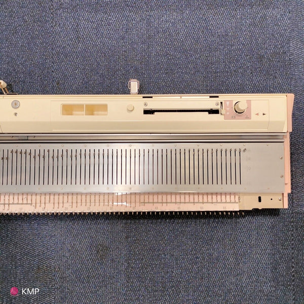 Brother KH-260 Chunky Knitting Machine NEEDLE BED.