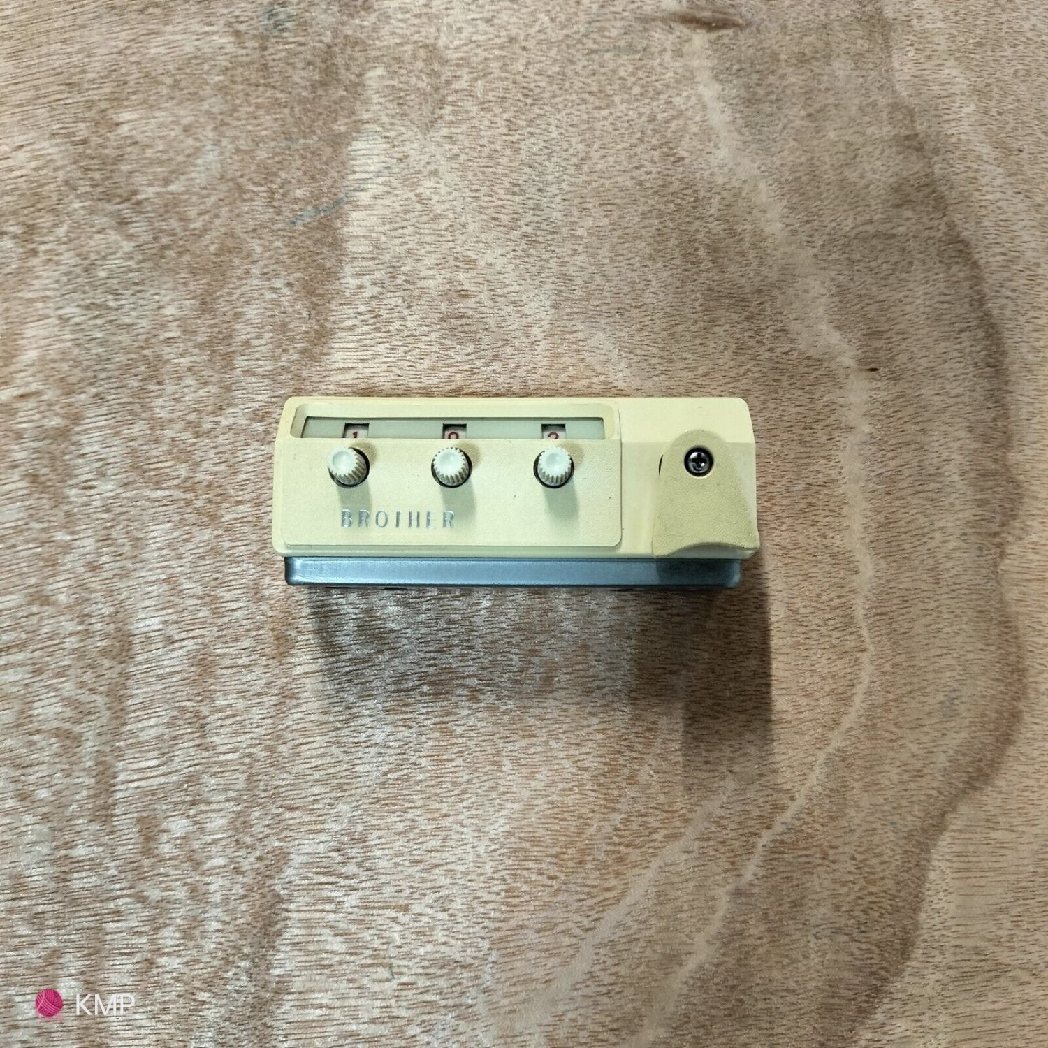 Brother KH-840 Knitting Machine Row Counter Main image