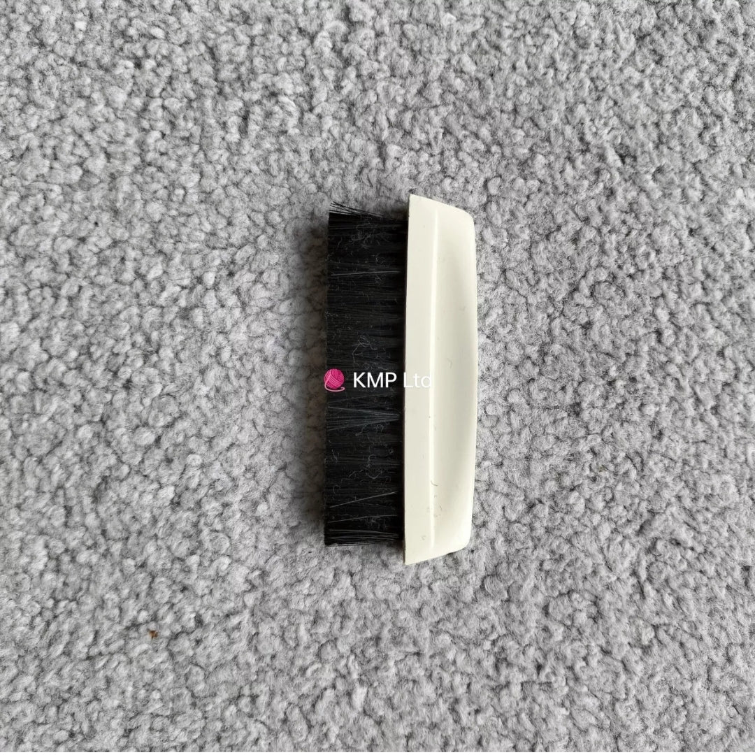 Brother KH 890 Knitting Machine CLEANING BRUSH Main image