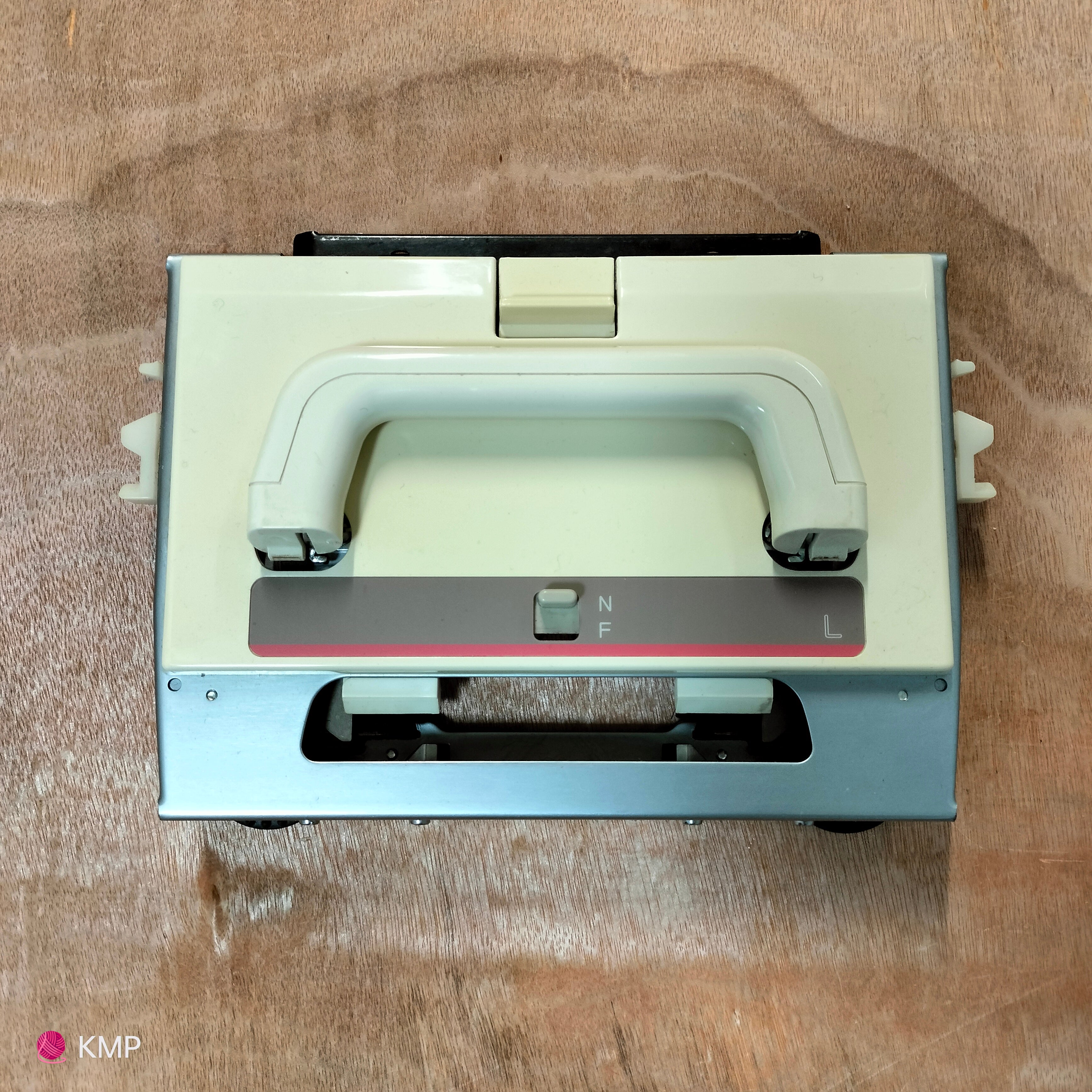 Brother KH 891 Knitting Machine LACE CARRIAGE Main image