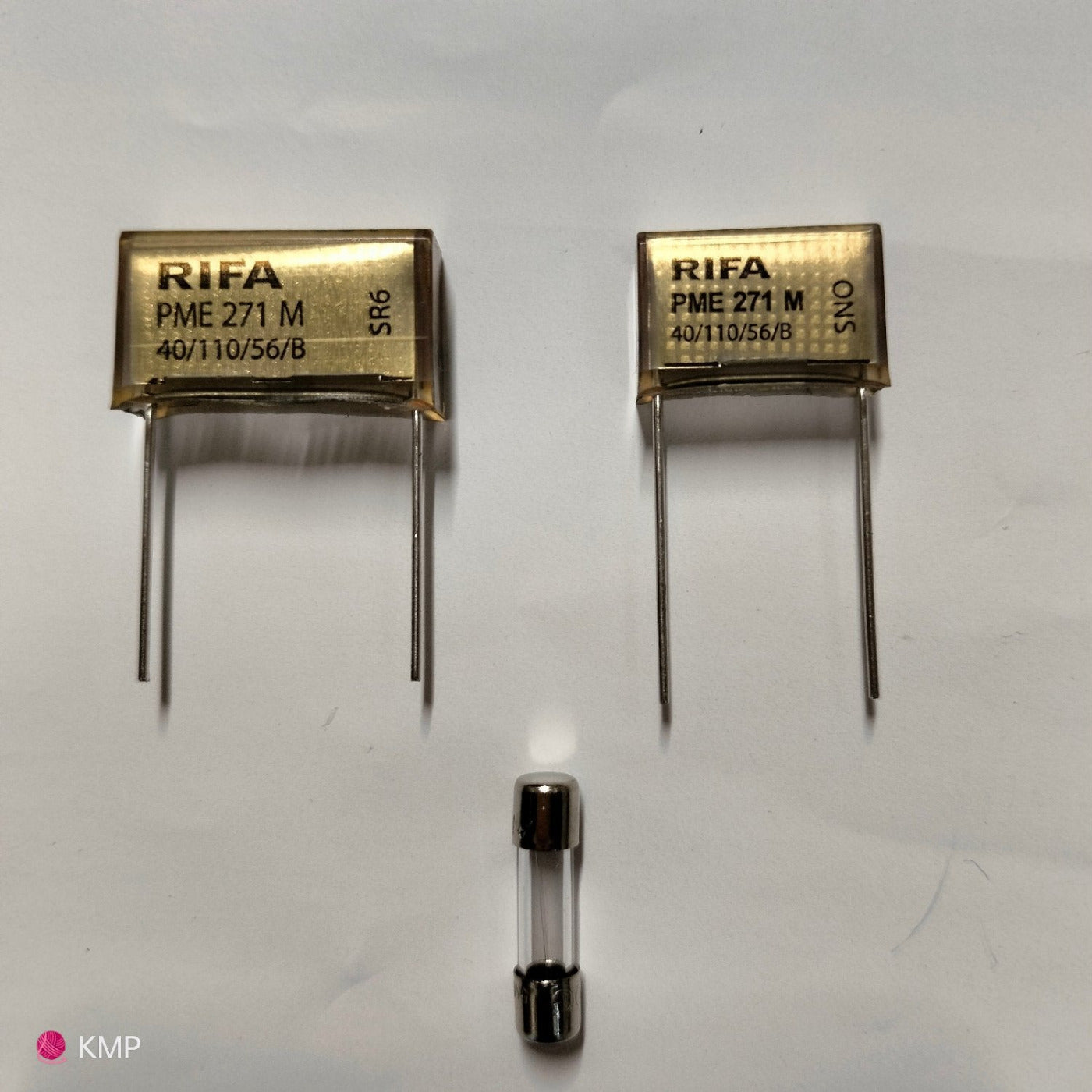 Brother KH 910/930/940/950 Power Supply 2 CAPACITORS AND A FUSE Main image