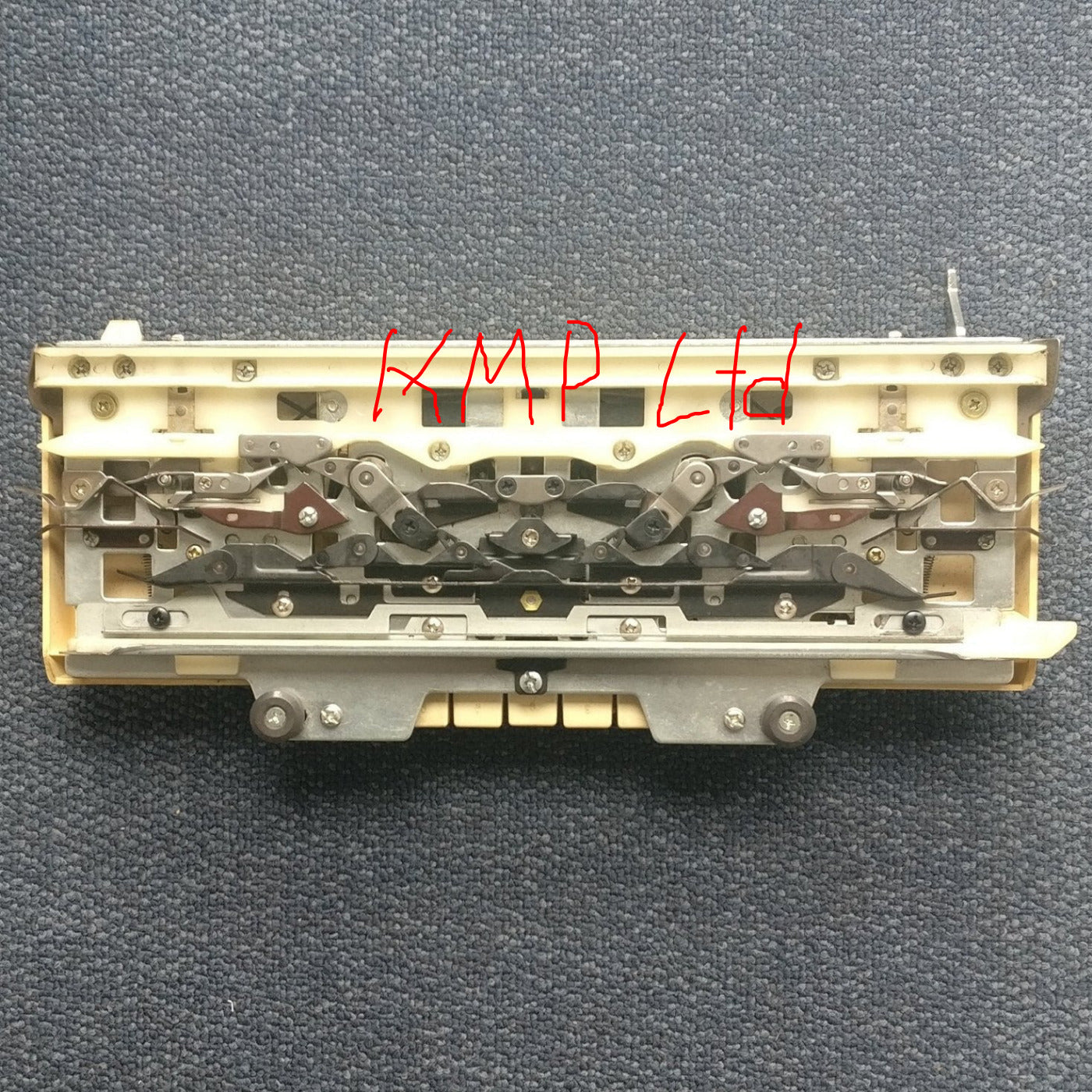 Brother KH 910 Knitting Machine Carriage Secondary image