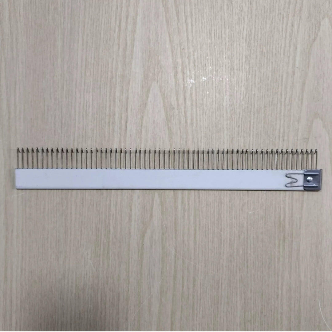 Brother KH 950 CAST ON COMBS Secondary image