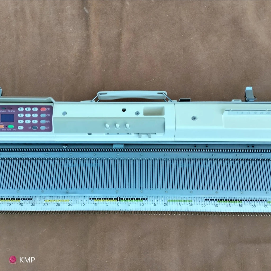 Brother KH 950 Electronic Knitting Machine NEEDLE BED