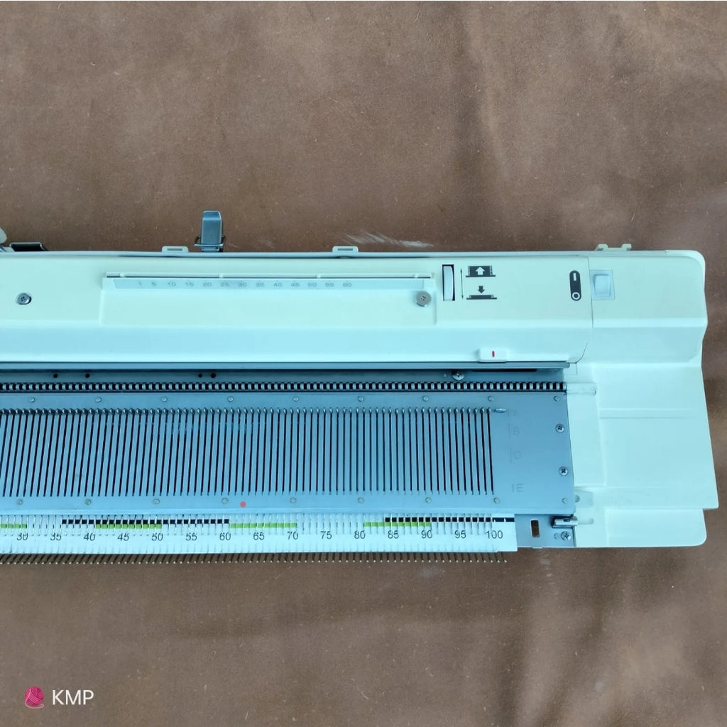 Brother KH 950 Electronic Knitting Machine NEEDLE BED
