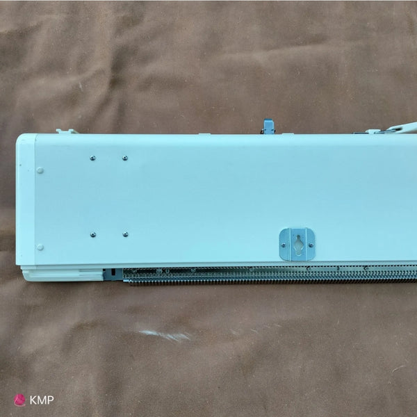 Brother KH 950 Electronic Knitting Machine NEEDLE BED