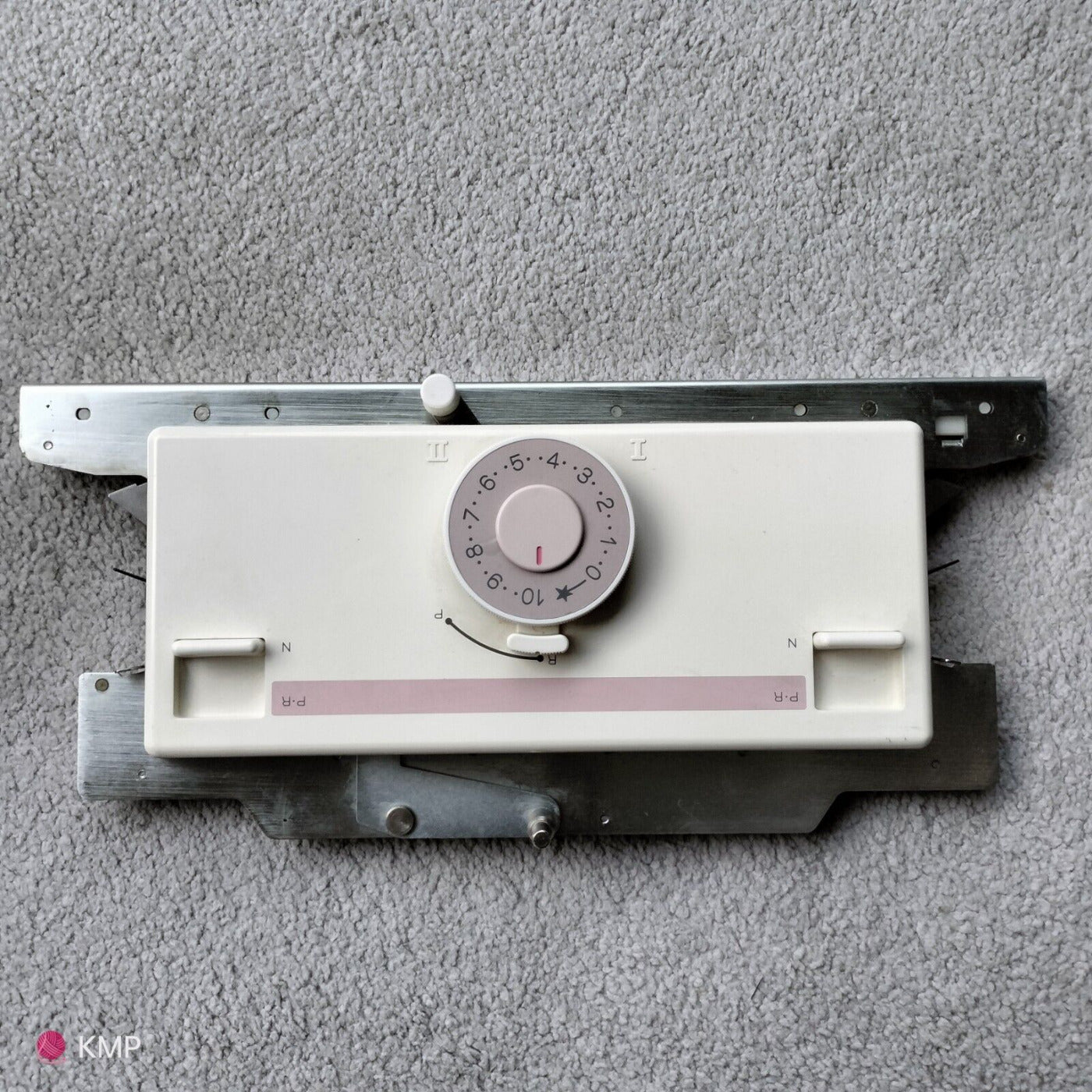 Brother KR-260 Chunky Ribber KR CARRIAGE. Main image