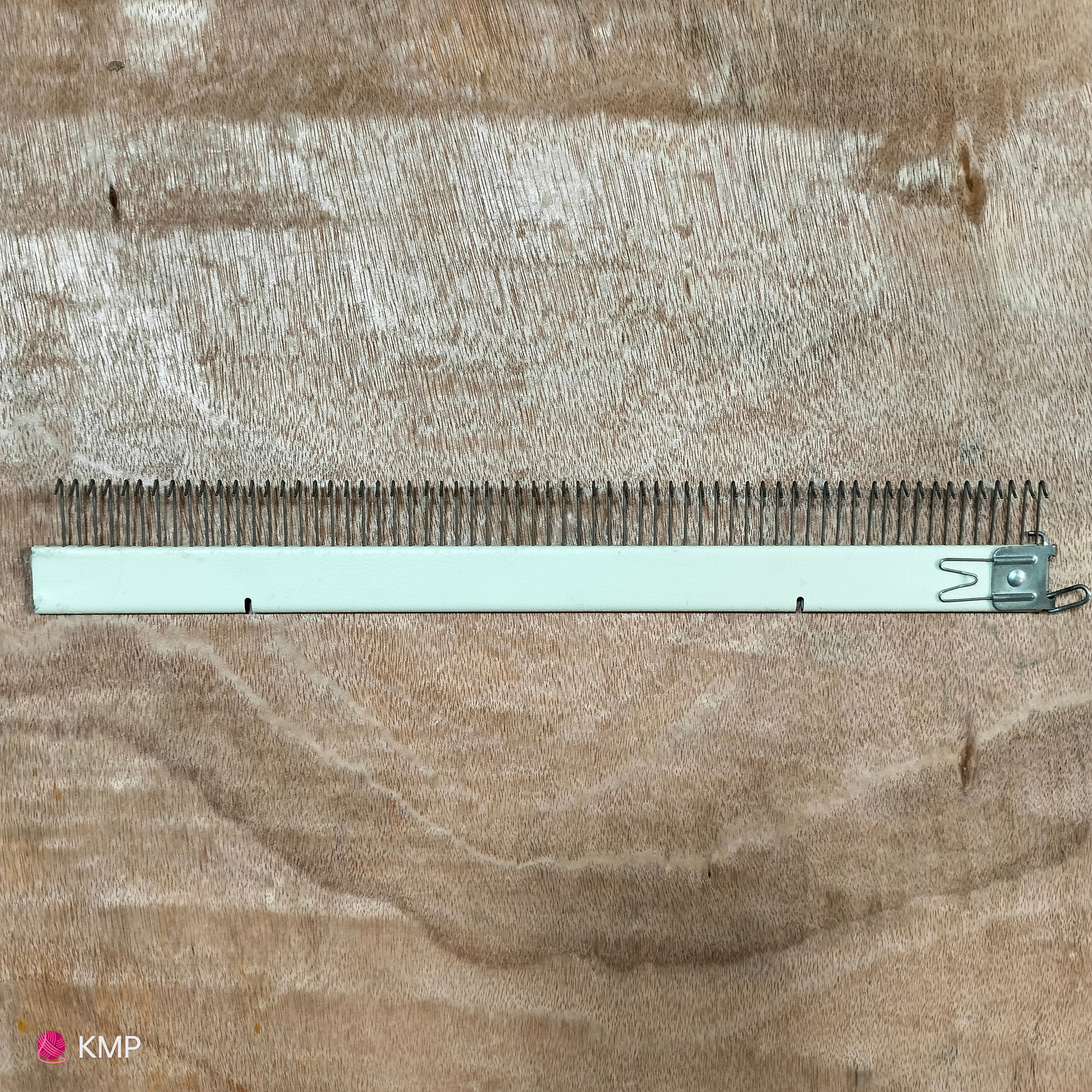 Brother KH-891 Knitting Machine CAST ON COMB (Short) Main image