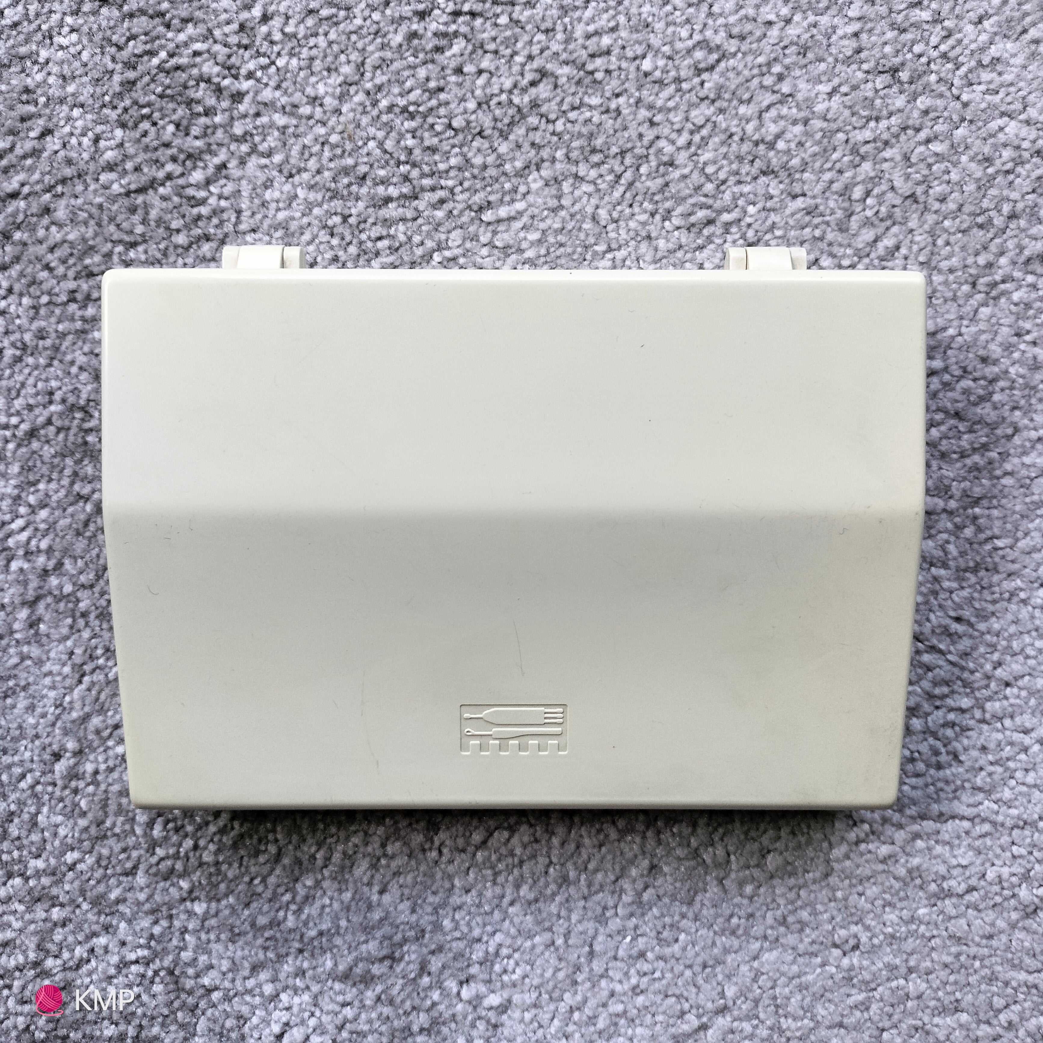 Brother KH-891 Knitting Machine ACCESSORIES BOX Main image