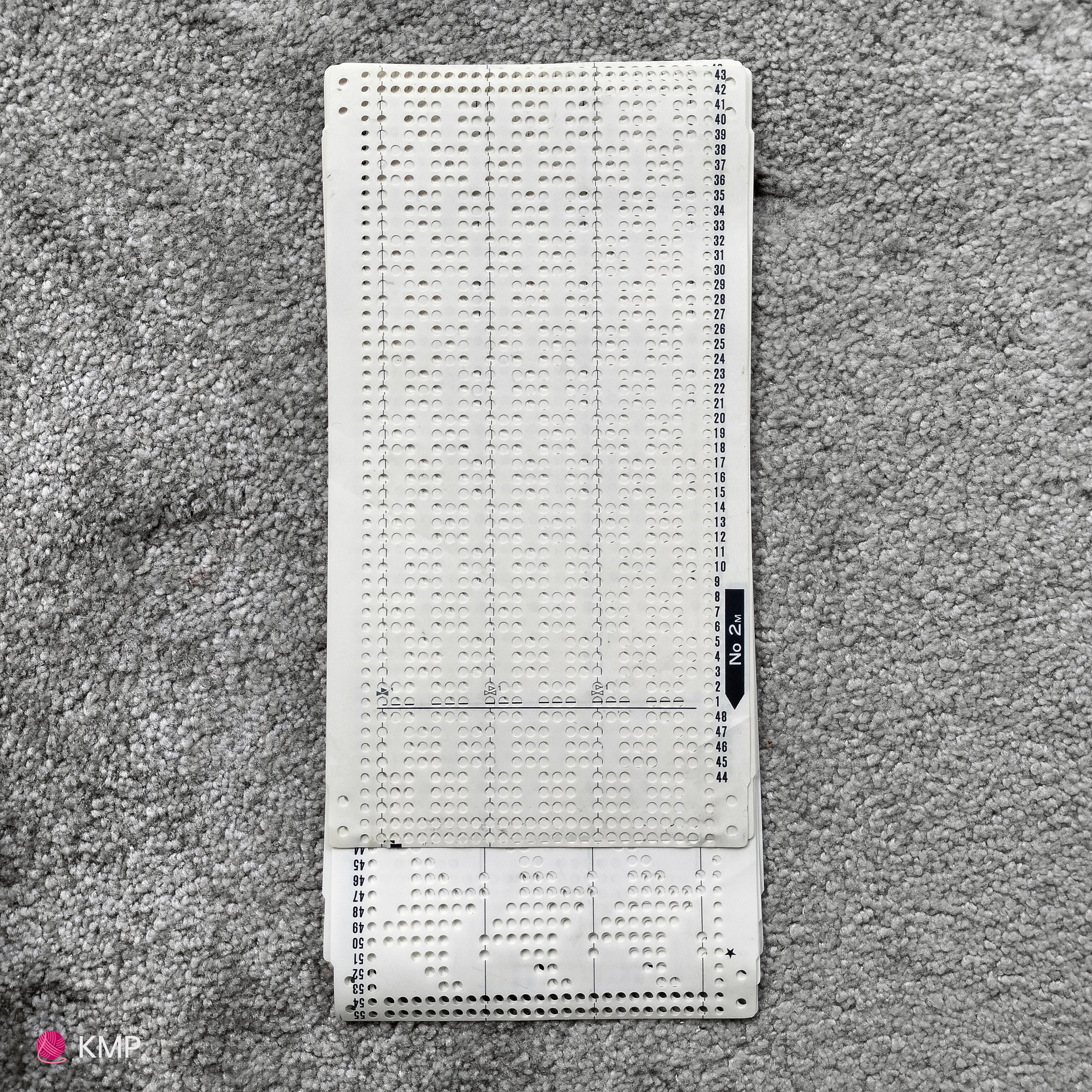 Brother KH-891 Knitting Machine SET OF ORIGINAL PUNCHCARD Main image
