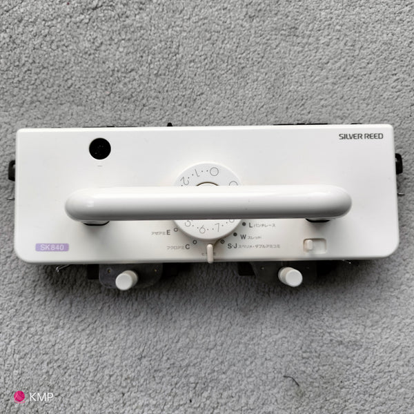 Silver Reed SK 840 Electronic Knitting Machine CARRIAGE