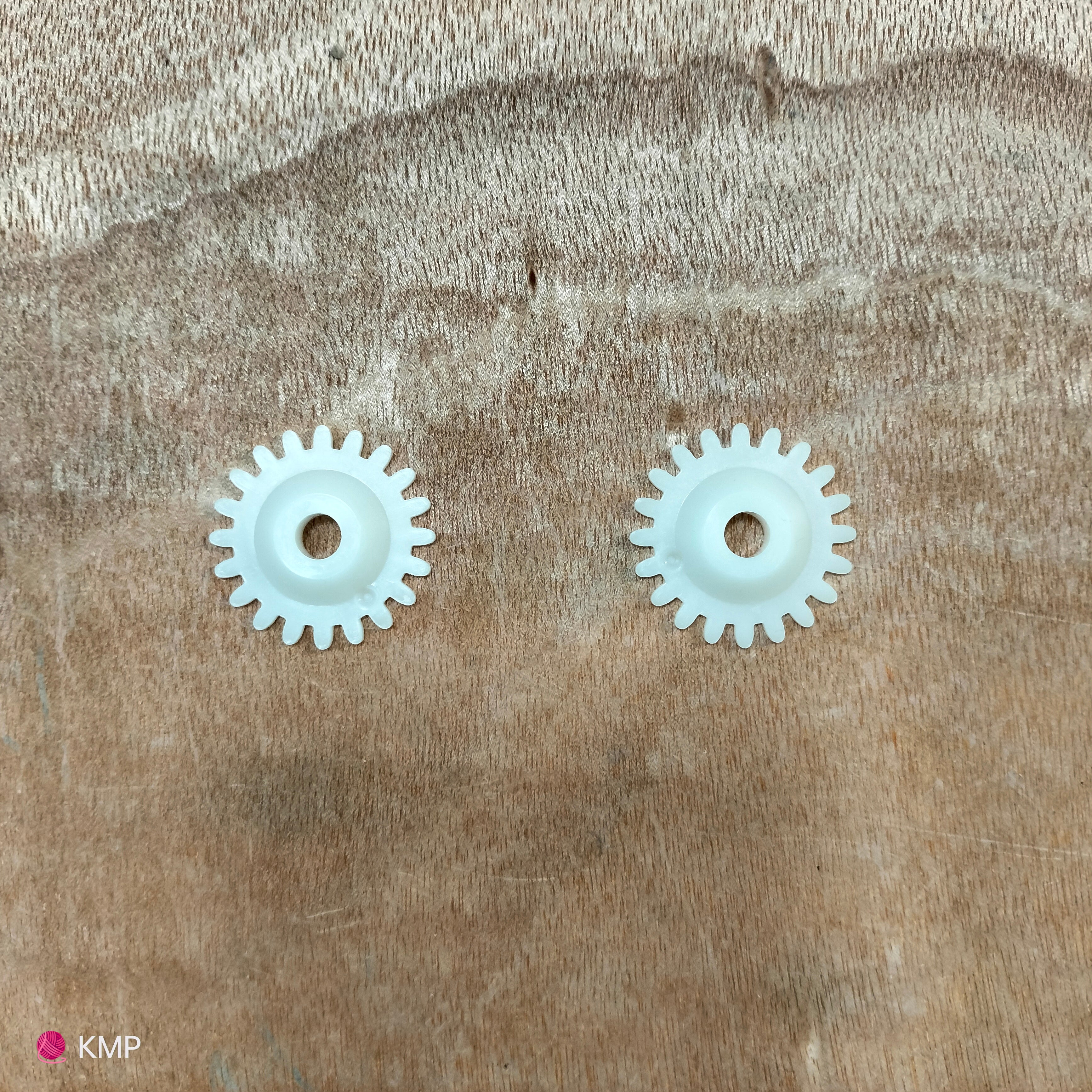 Silver Reed SK-280 Knitting Machine Sinker Plate FABRIC GEAR Main image