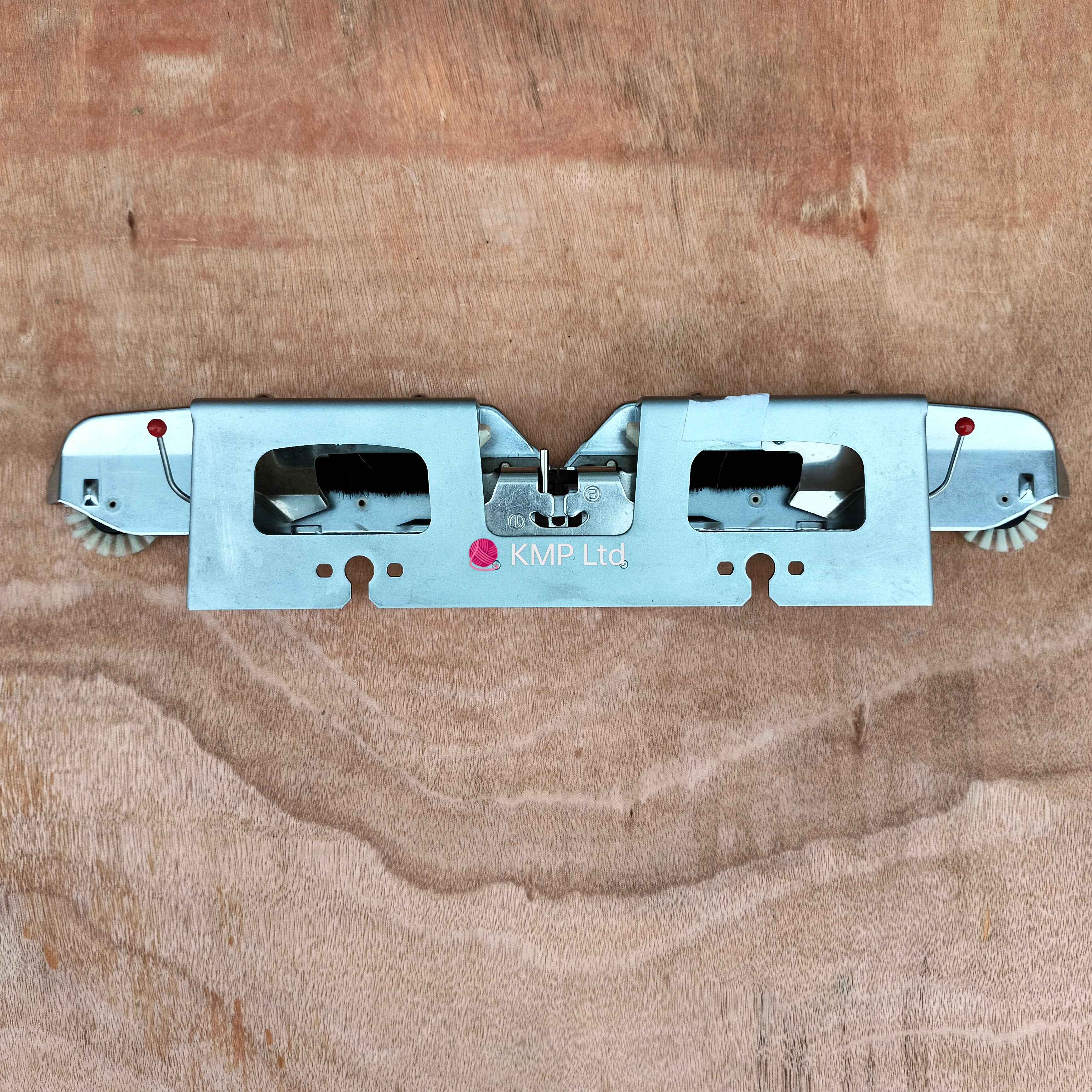 Knitmaster Mod 326 Knitting Machines SINKER PLATE Main image