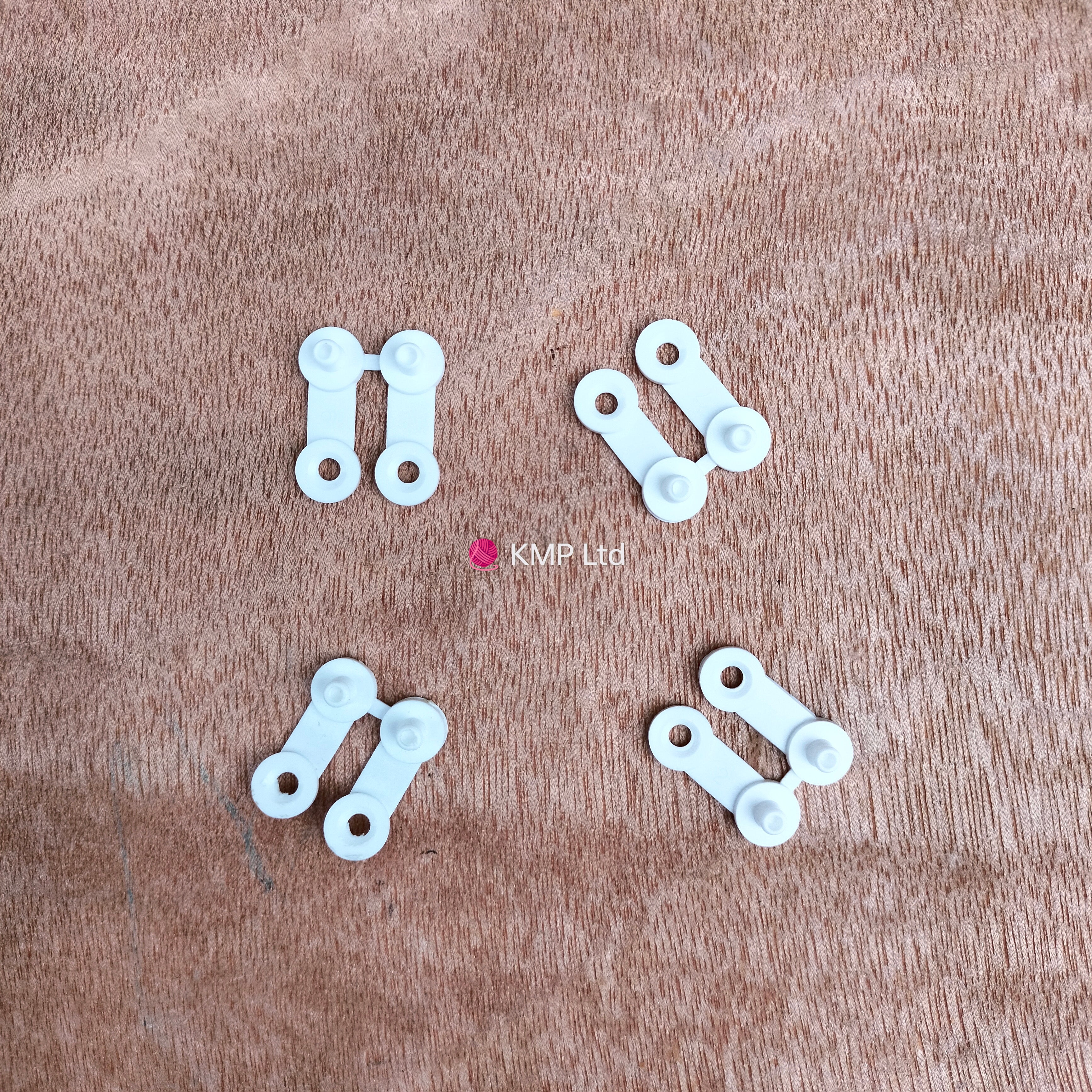 Knitmaster Mod 700 Knitting Machine PUNCH CARD SNAPS Main image