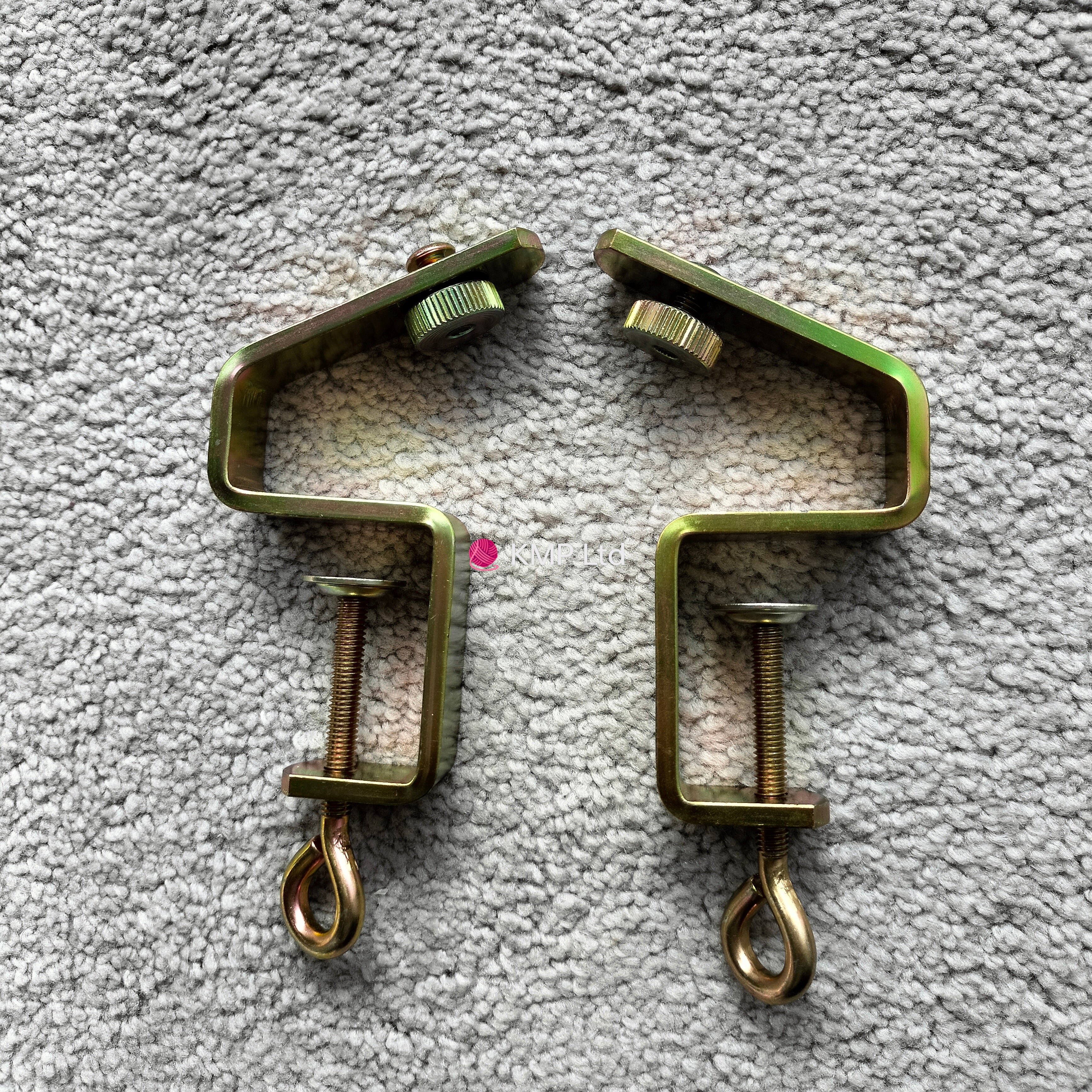 Silver Reed SRJ 70 Ribber Table CLAMPS x2 Main image