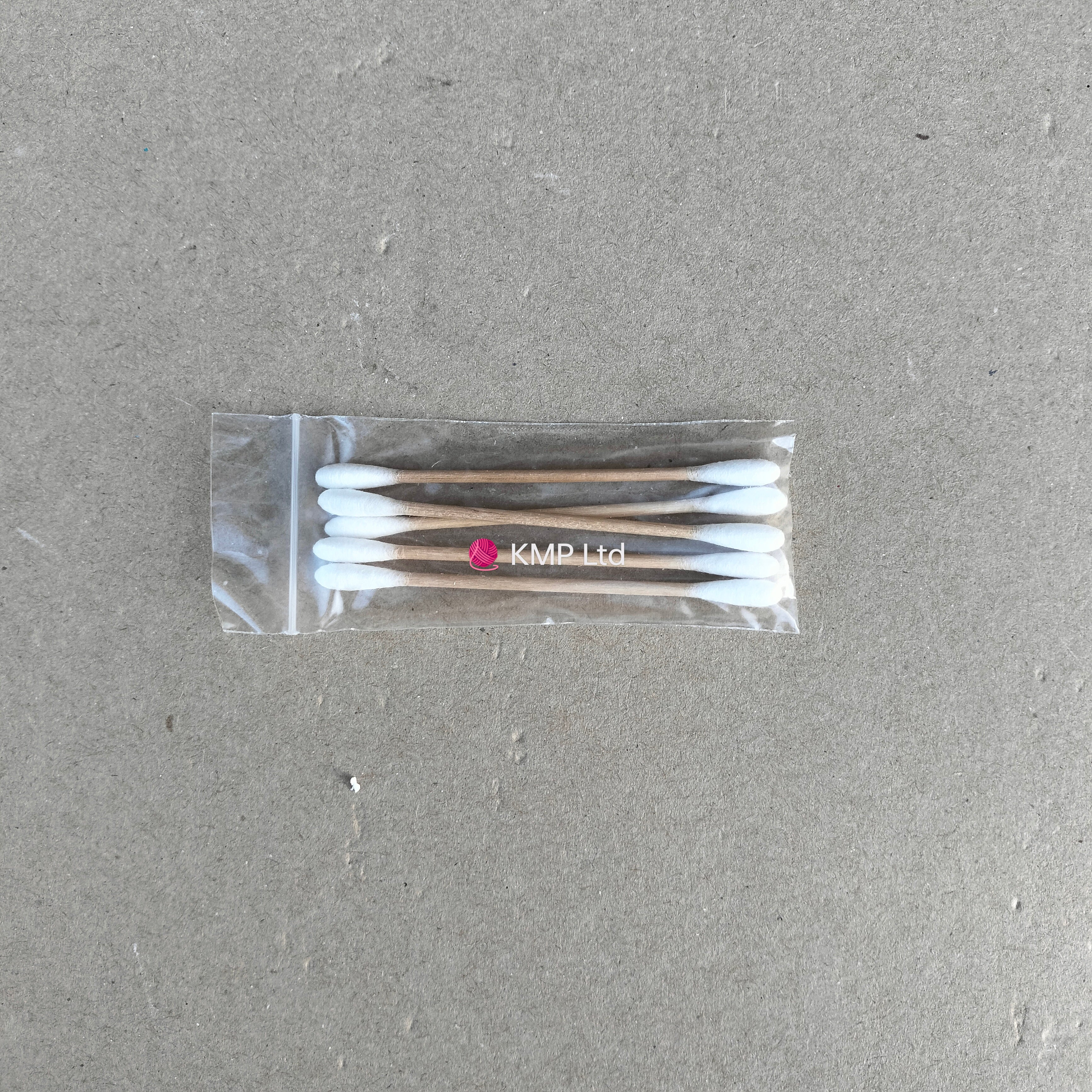 Silver Reed SK 840 Electronic Knitting Machine SENSOR CLEANER 5 sticks Main image