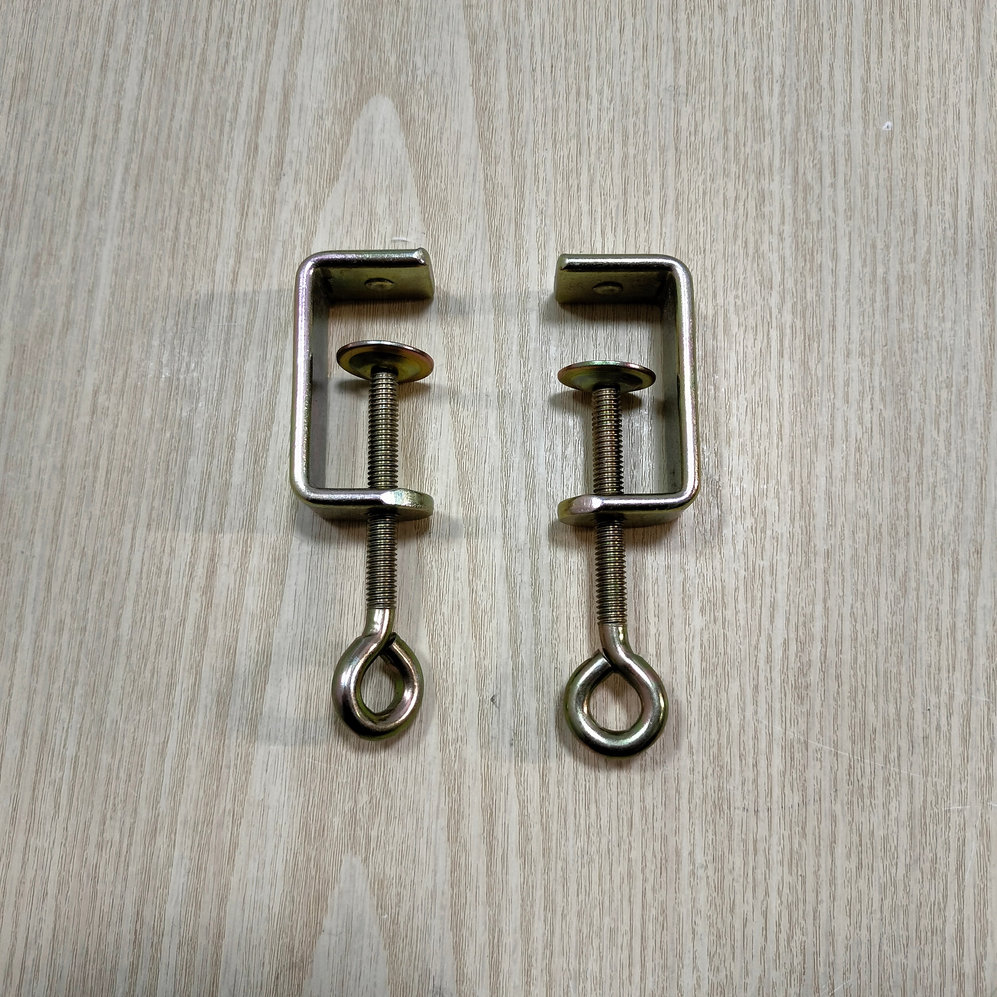 Brother KH-836 Knitting Machine TABLE CLAMPS Main image