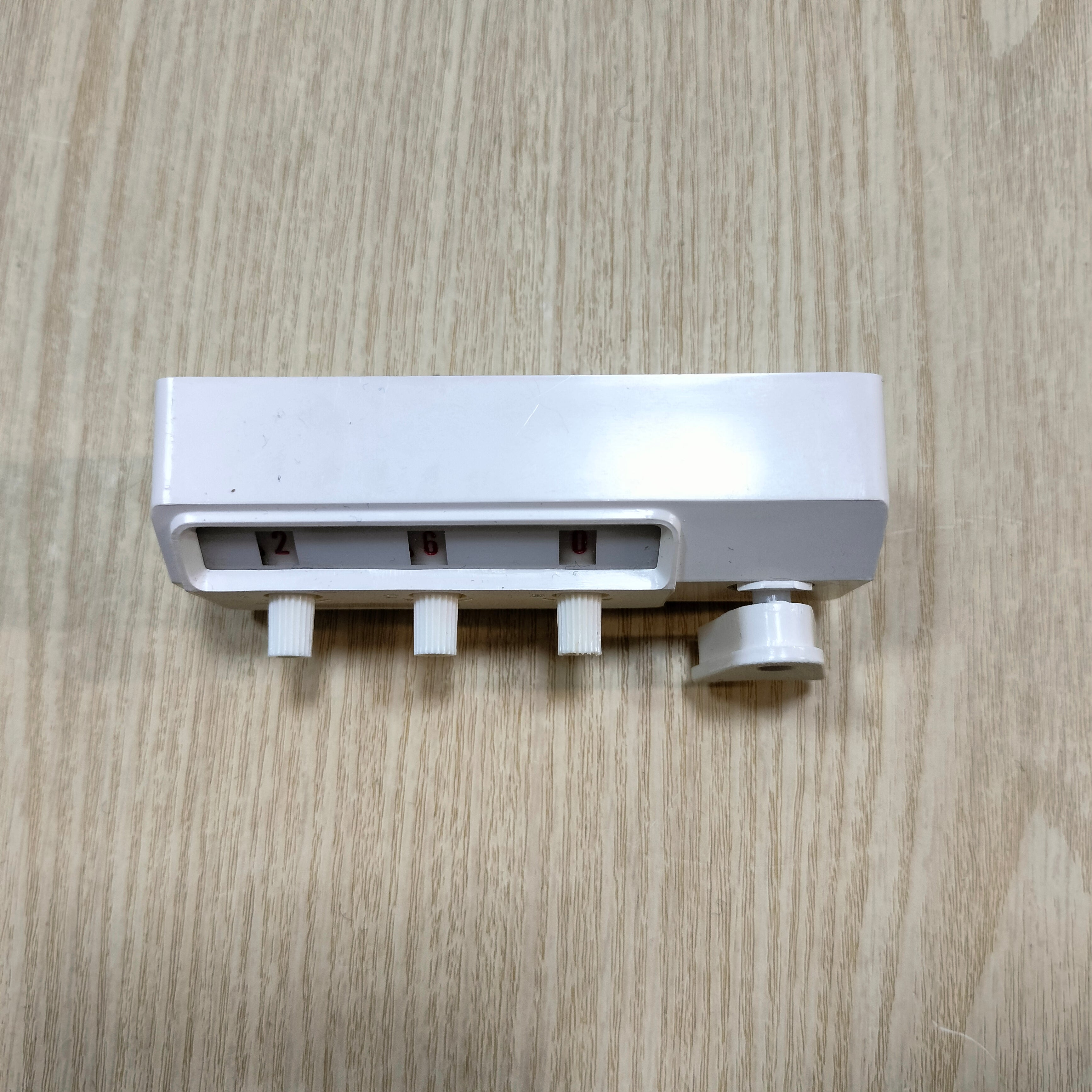 Brother KH-836 Knitting Machine ROW COUNTER Secondary image