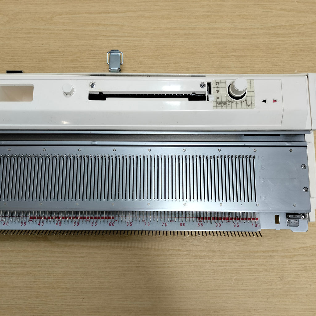 Brother KH-836 Knitting Machine NEEDLE BED