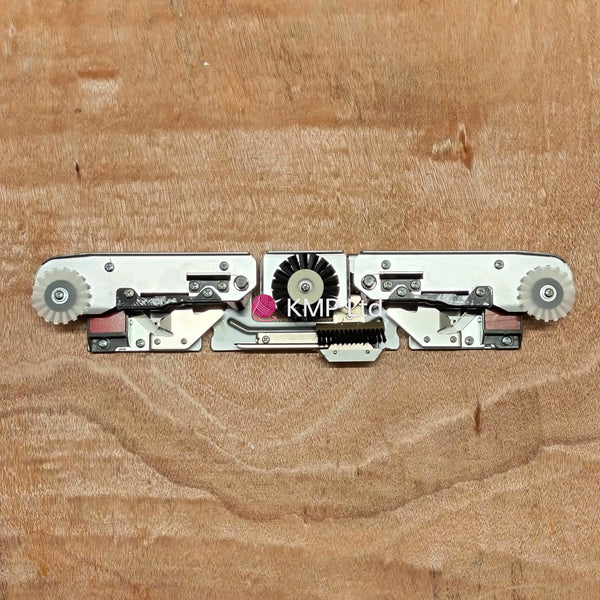 Silver Reed LC 580 Electronic Lace Carriage SINKER PLATE/ ARM