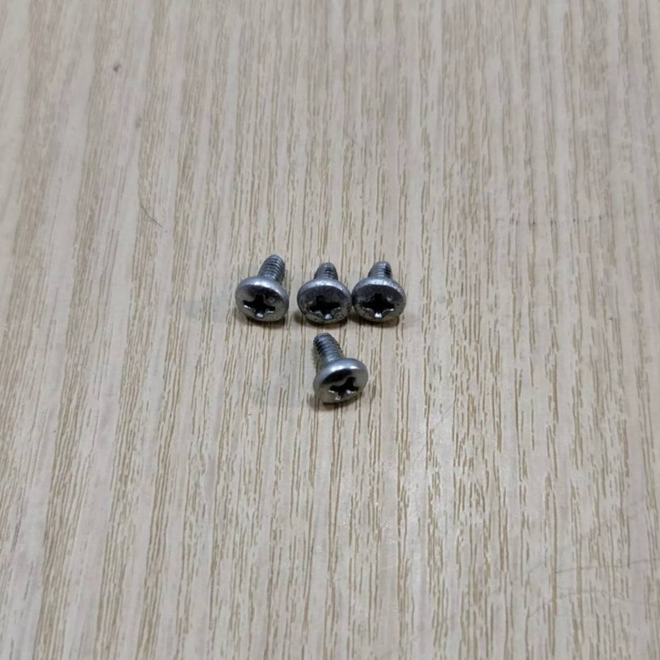 Silver Reed SK 280 SCREWS FOR CASING UNDER NEEDLE BED Main image