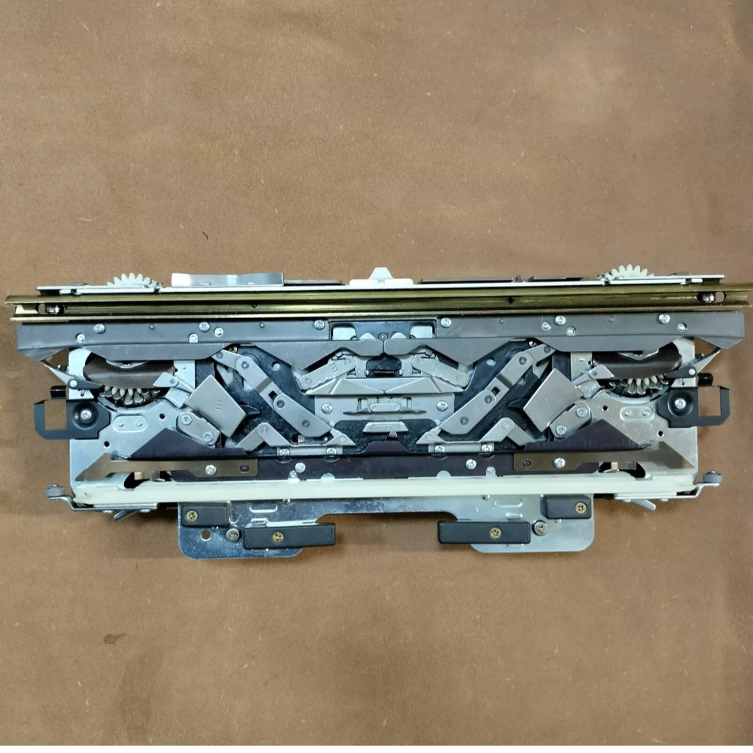 Silver Reed SK-155 Knitting Machine CARRIAGE