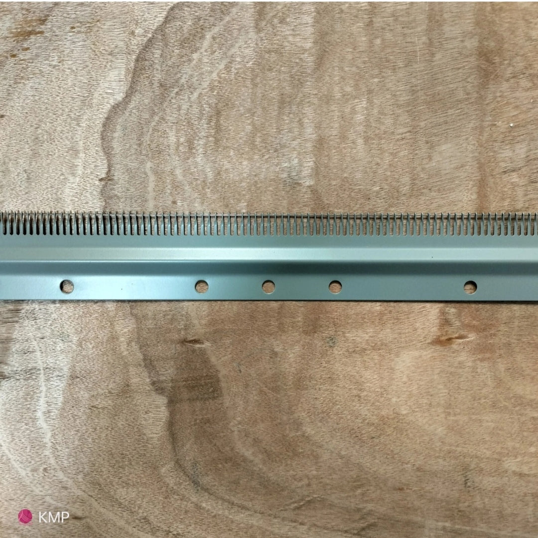 Knitmaster SRP 60 Ribber Cast on Combs Main image