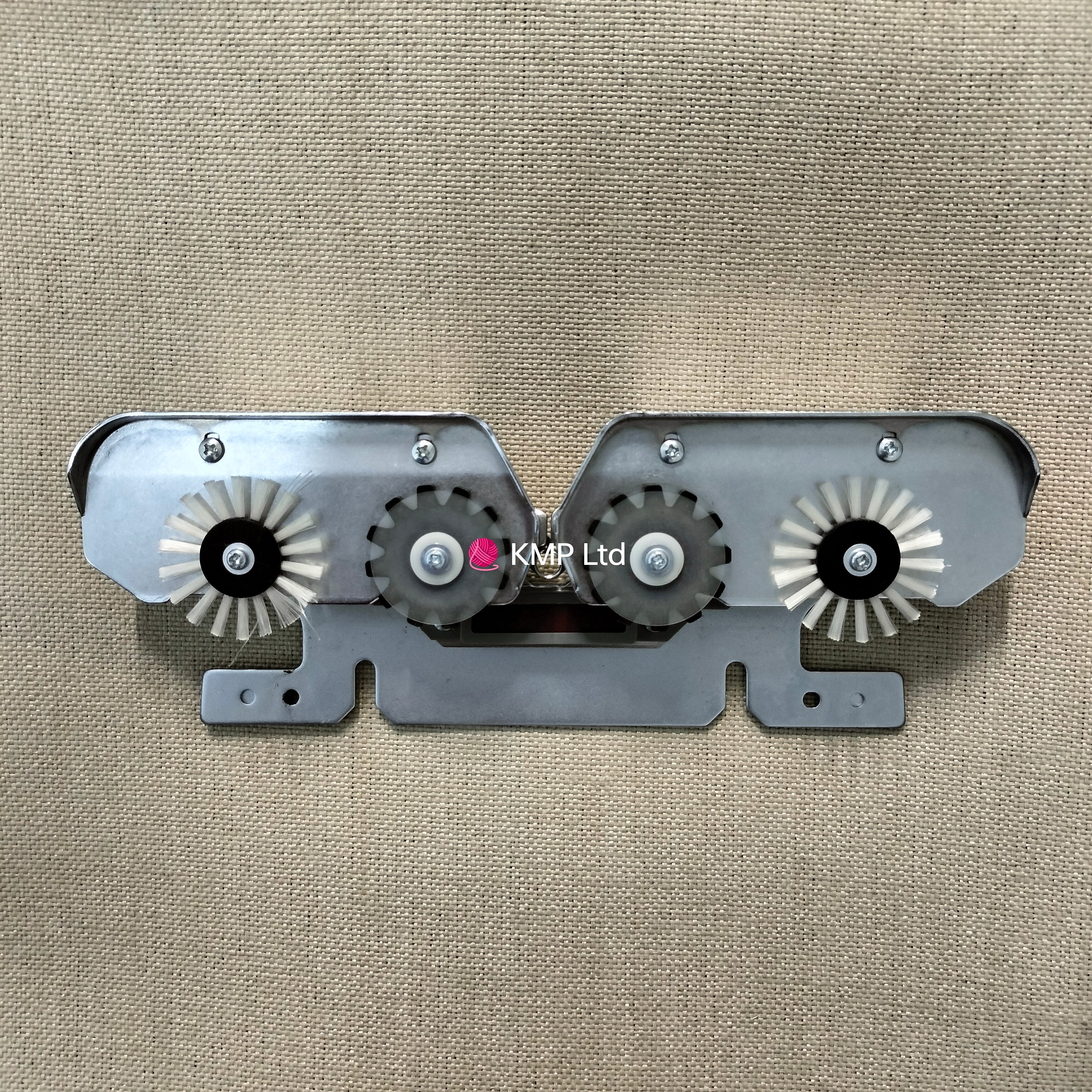 Knitmaster Mod. 150 Chunky Knitting Machine ARM Secondary image