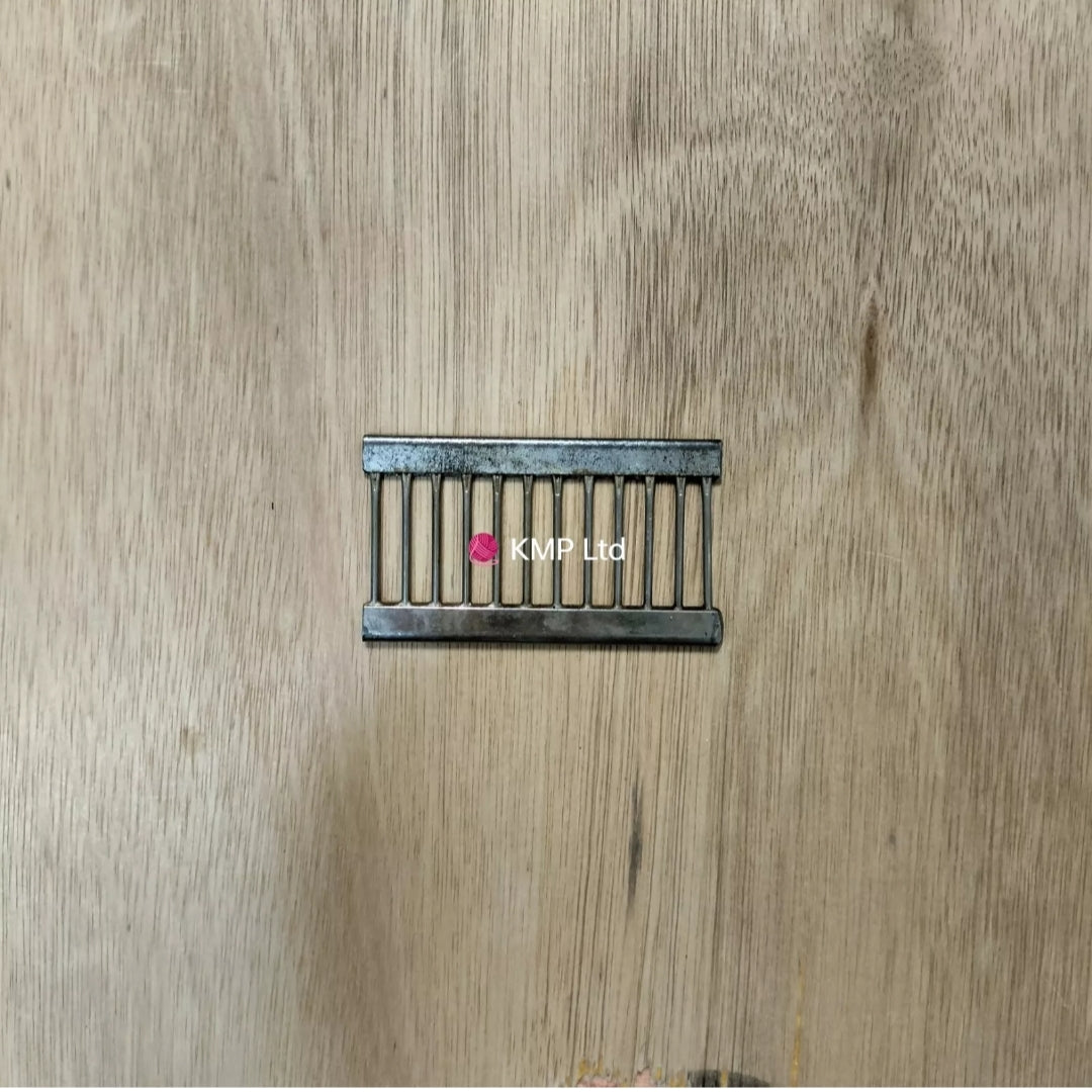 Passap Knitting Machine DECKERCOMBS Main image