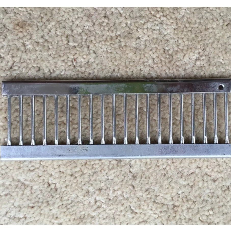 Passap Knitting Machine DECKERCOMBS Secondary image