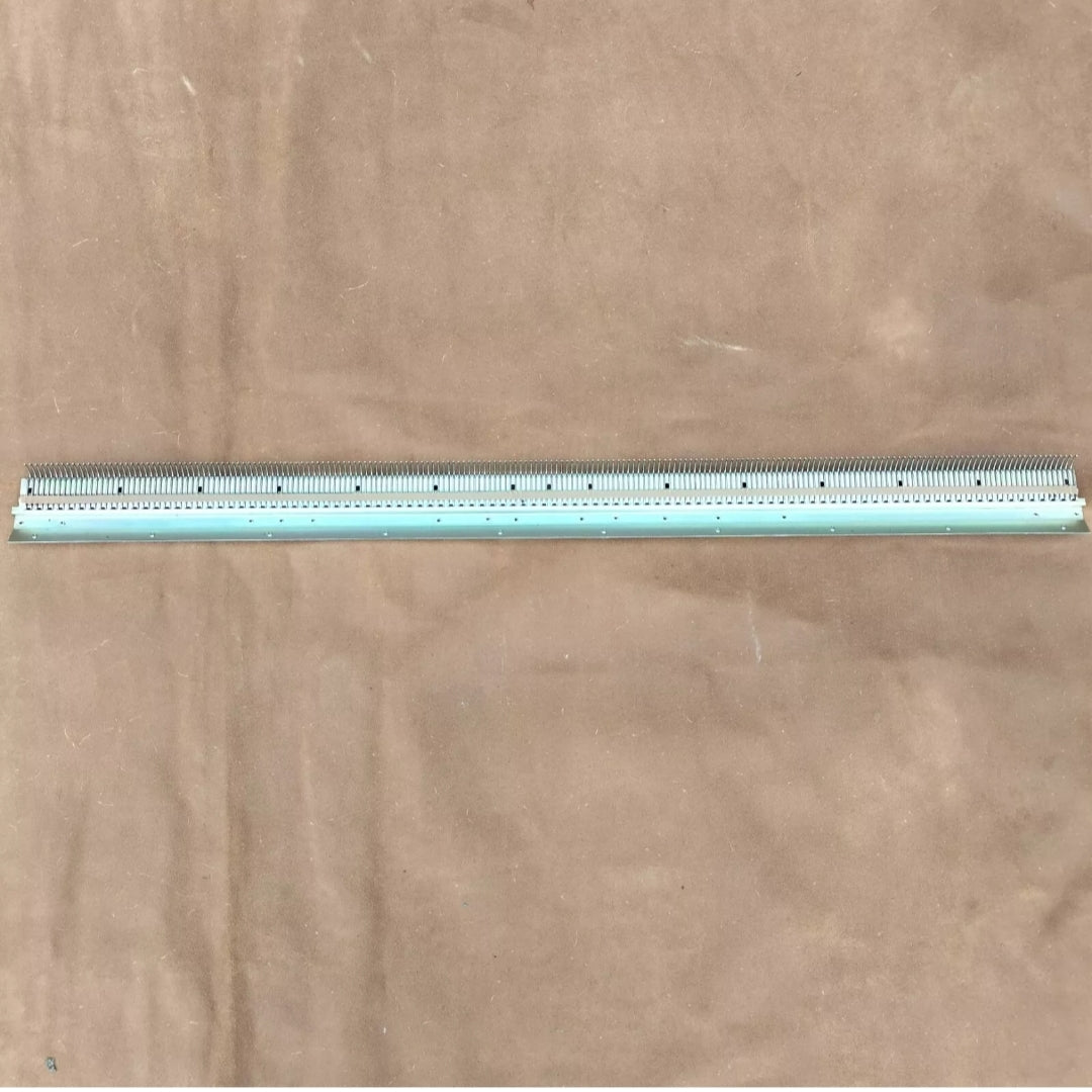 Silver Reed SK 280 SINKER PLATE-GATE PEGS Secondary image