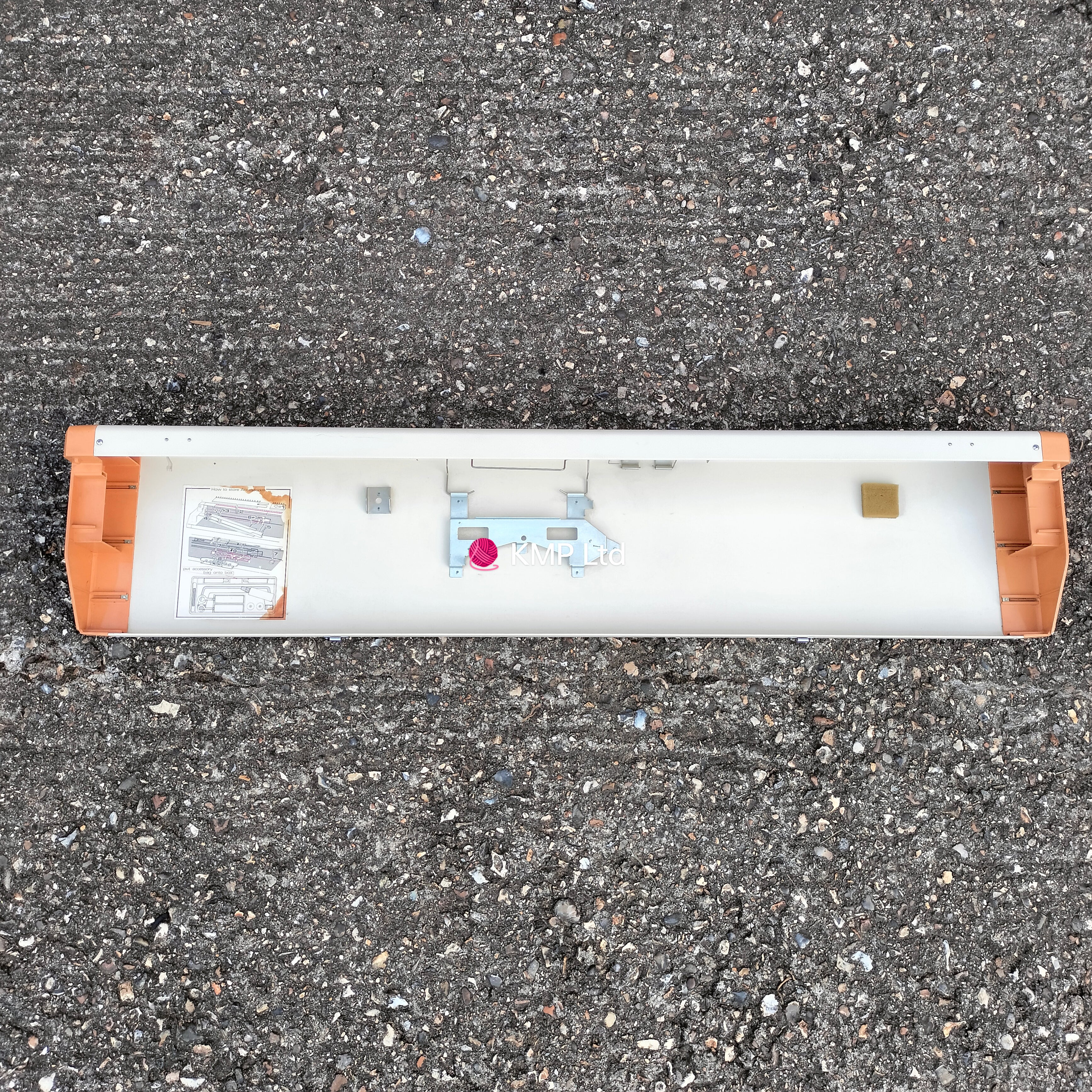 Toyota KS 787 Knitting Machie TOP COVER. Secondary image