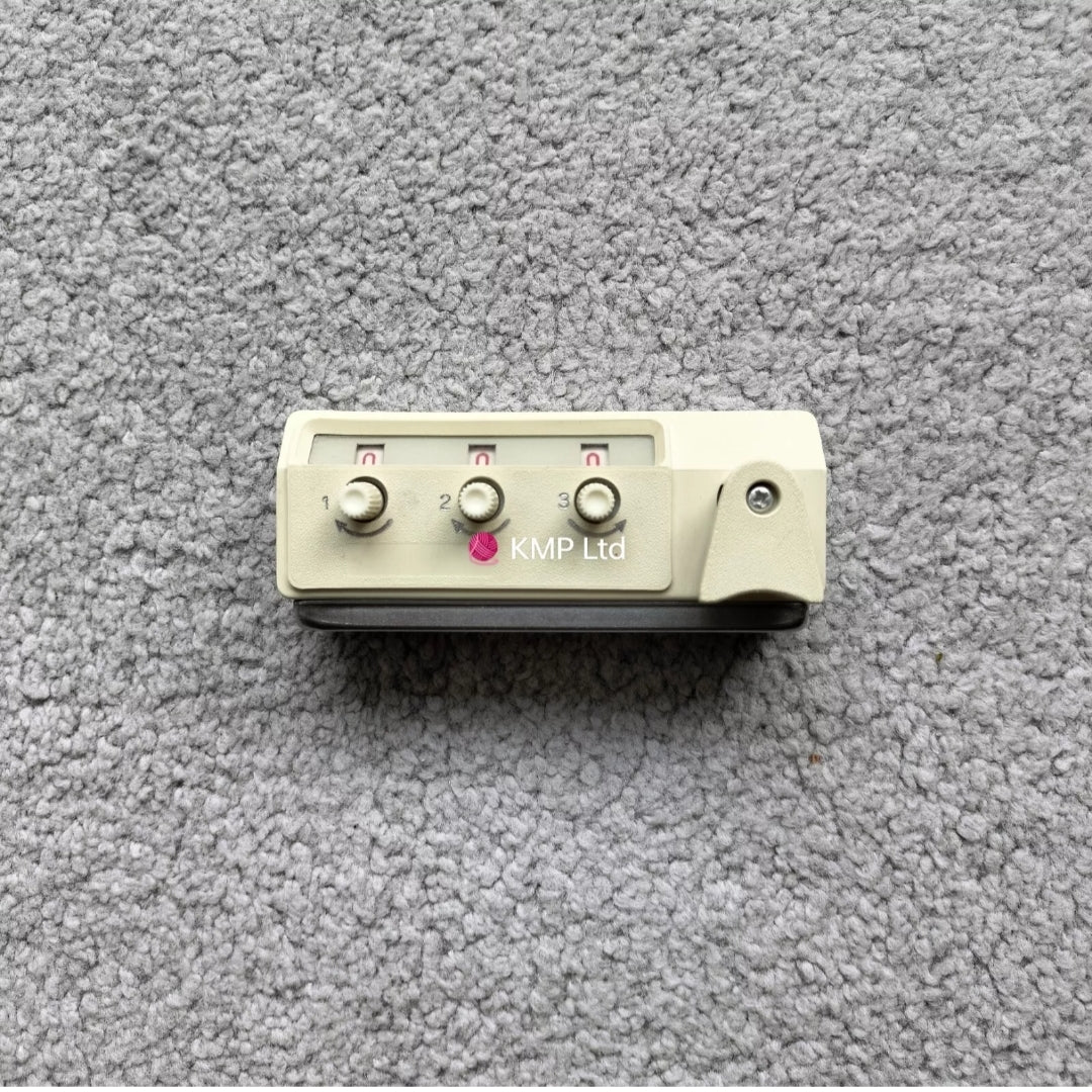 Brother KH-890 Knitting Machine ROW COUNTER Main image