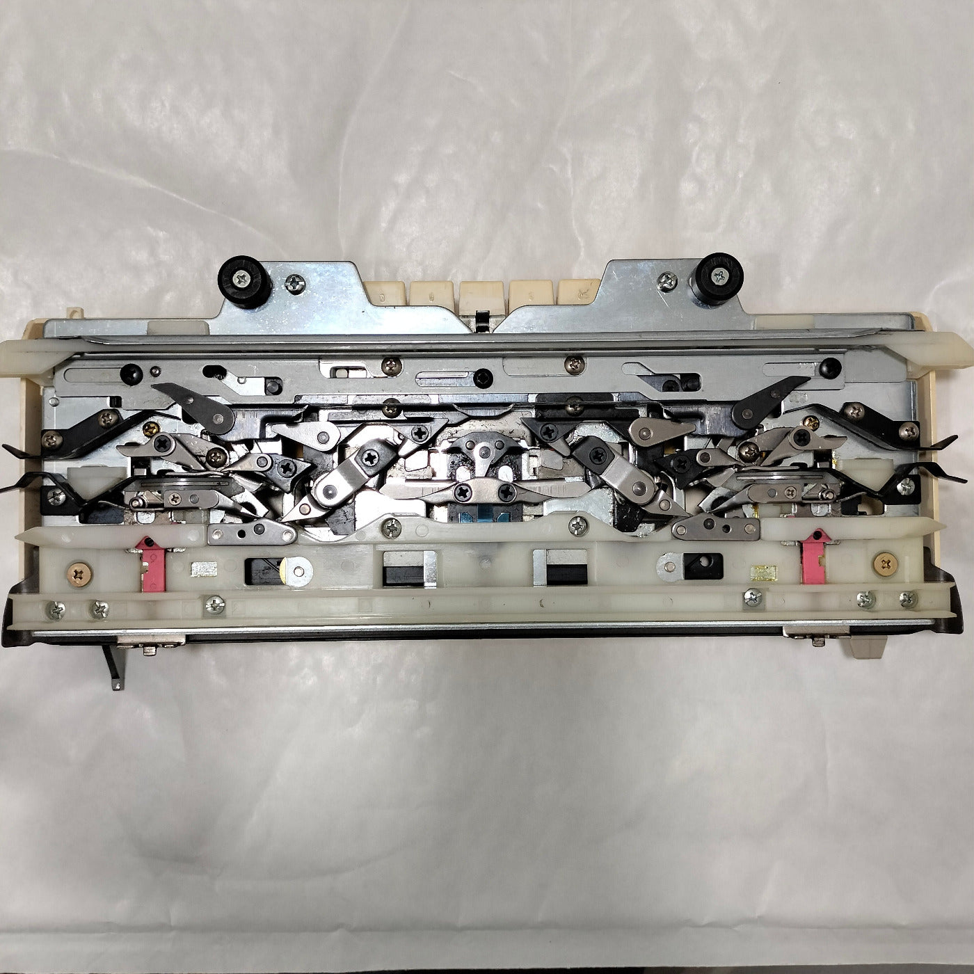 Brother KH 965 Knitting Machine K CARRIAGE Secondary image