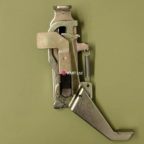 Brother KR 850 Ribbing Attachment BRACKET ASSEMBLY