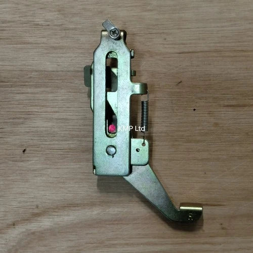 Brother KR 850 Ribbing Attachment BRACKET ASSEMBLY Main image