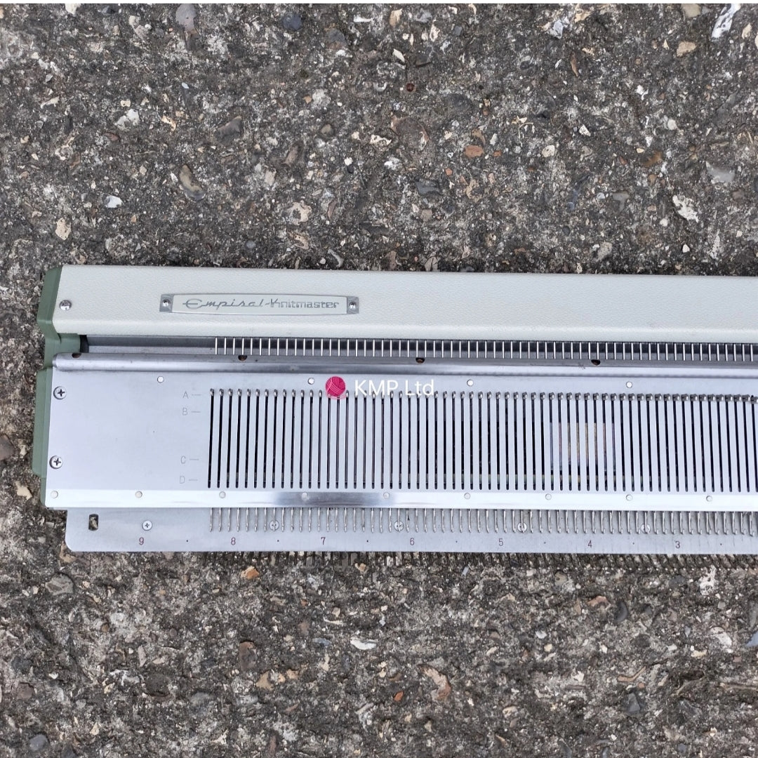 Empisal Knitmaster Mod 100 NEEDLE BED Secondary image