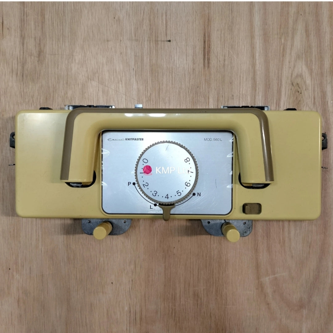 Knitmaster 560LC Knitting Machine LACE CARRIAGE Main image