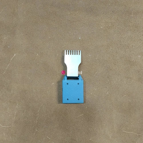 Knitmaster Knitting Machine SMALL CLAW WEIGHTS