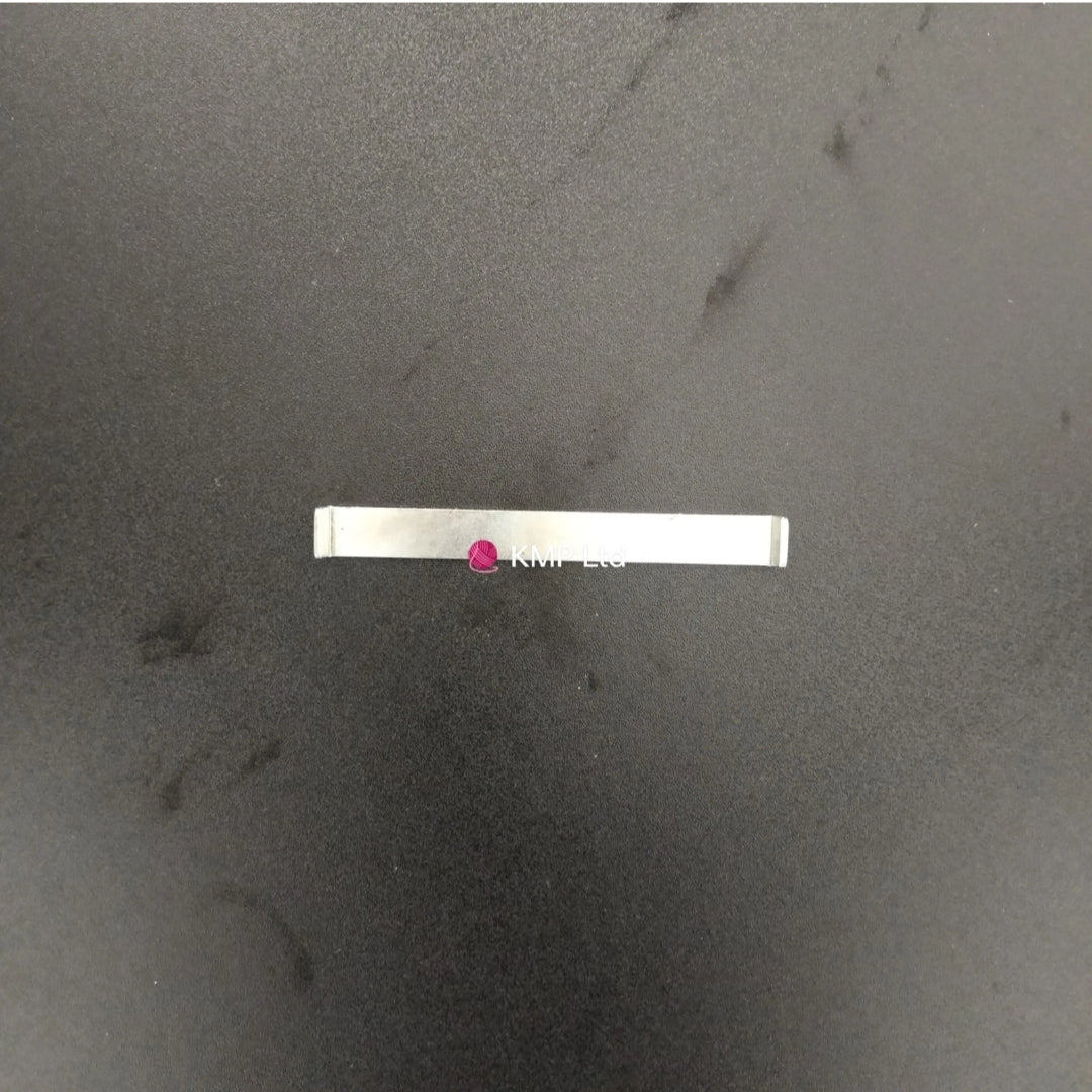Knitmaster Mod 100 NEEDLE RETAINING BAR PUSHER Main image
