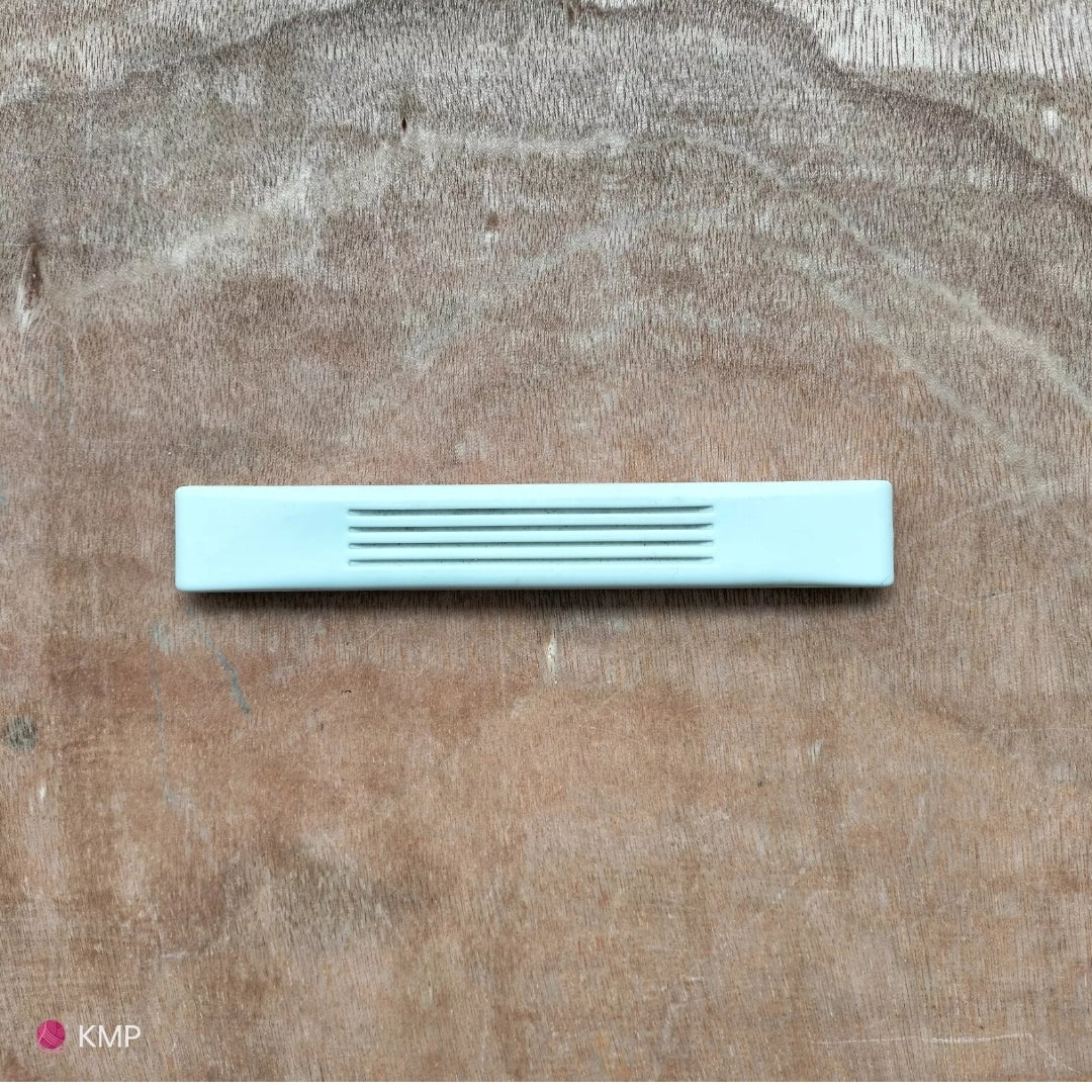 Knitmaster MOD. 151 Knitting Machine Carriage HANDLE  Main image