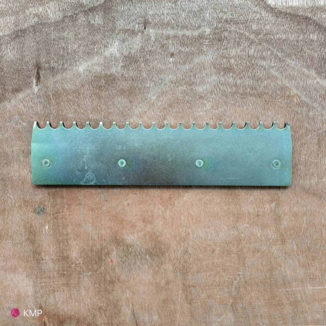Knitmaster Mod 151 Knitting Machine WIDE CLAW WEIGHT Main image