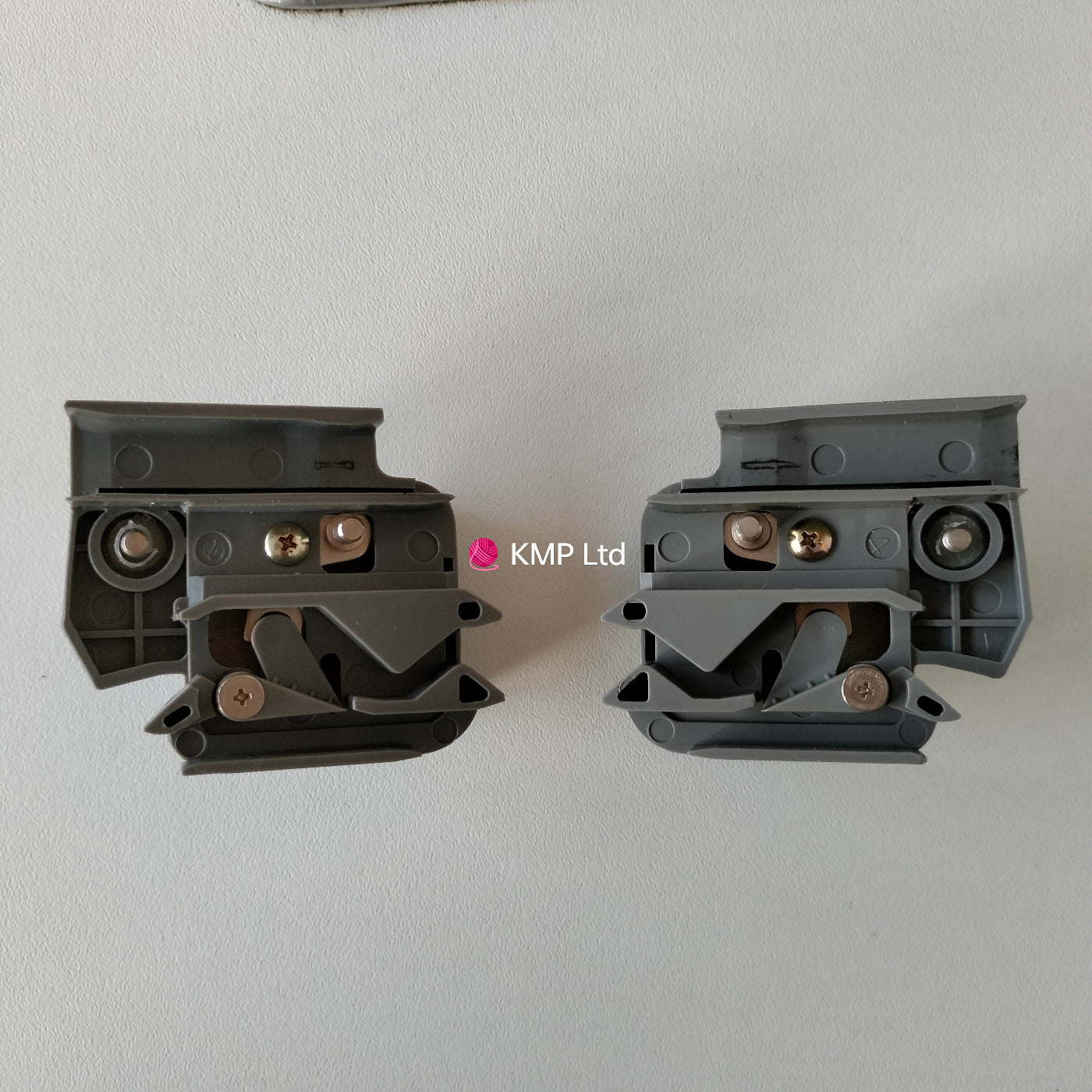 Knitmaster Mod 260 Knitting Machine MAGIC CAMS Secondary image
